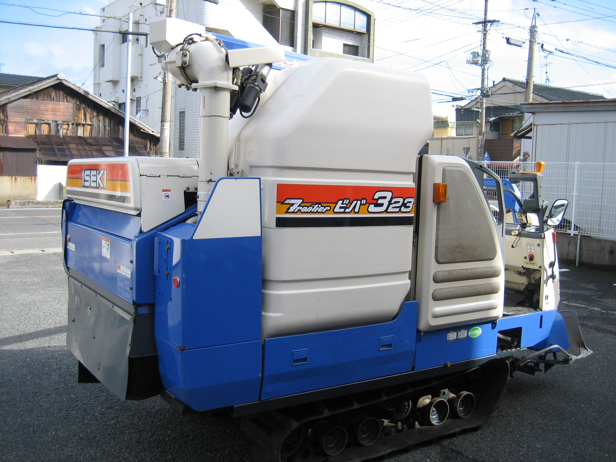 イセキ 中古コンバイン HVG323G-ZATWCの商品画像5