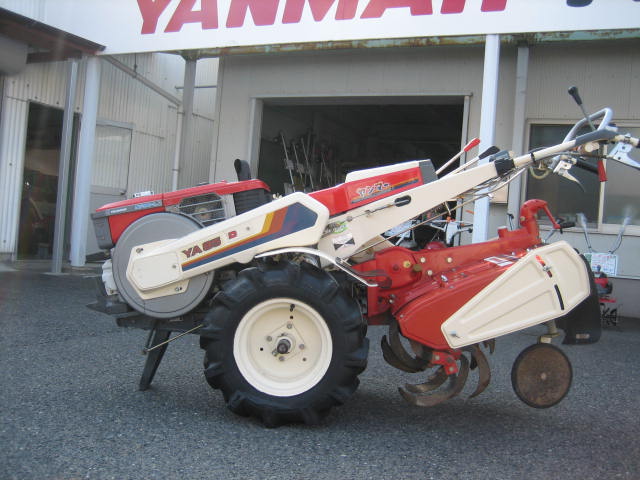 ヤンマー 中古その他 YA85DAの商品画像1