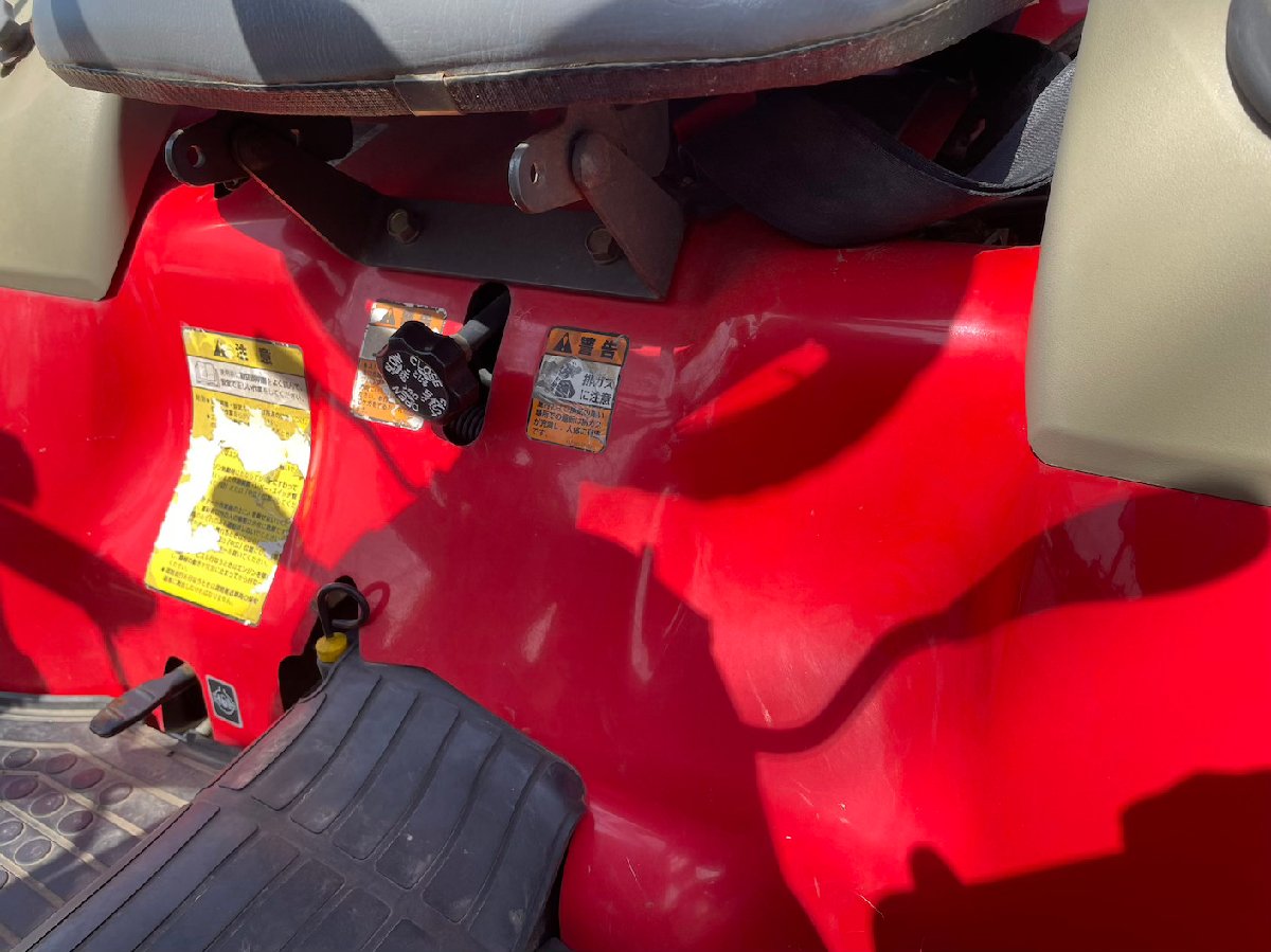 ヤンマー トラクター 【地域限定自宅配送】ヤンマー トラクター AF118: 長さ×幅×高さ2630ｍｍ×1060ｍｍ×1910ｍｍ 出力:18PSの商品画像5