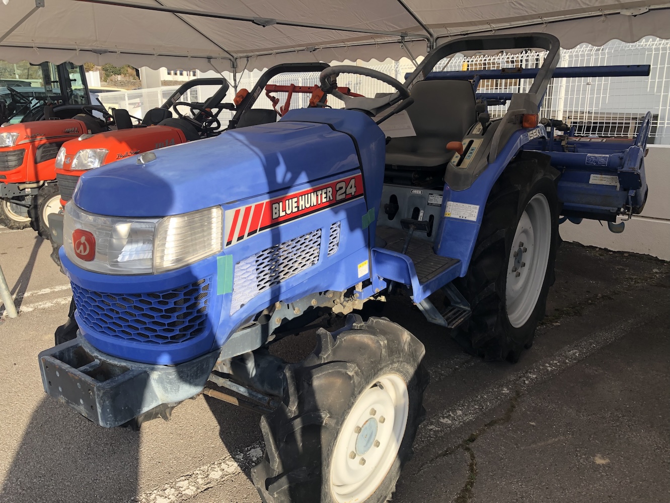 イセキ 中古トラクター 【整備待ち】イセキ トラクター TH24 ロータリー作業幅:1.5ｍ 出力24馬力 使用燃料/容量:ディーゼル/28Lの商品画像2