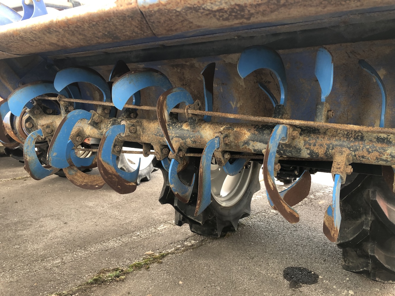 イセキ 中古トラクター 【整備待ち】イセキ トラクター TH24 ロータリー作業幅:1.5ｍ 出力24馬力 使用燃料/容量:ディーゼル/28Lの商品画像4