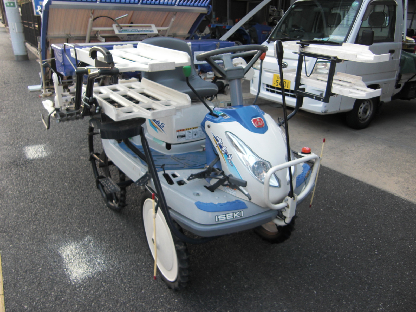 イセキ 中古田植機 PQZ45-DULF　　施肥機付でお買い得！の商品画像1