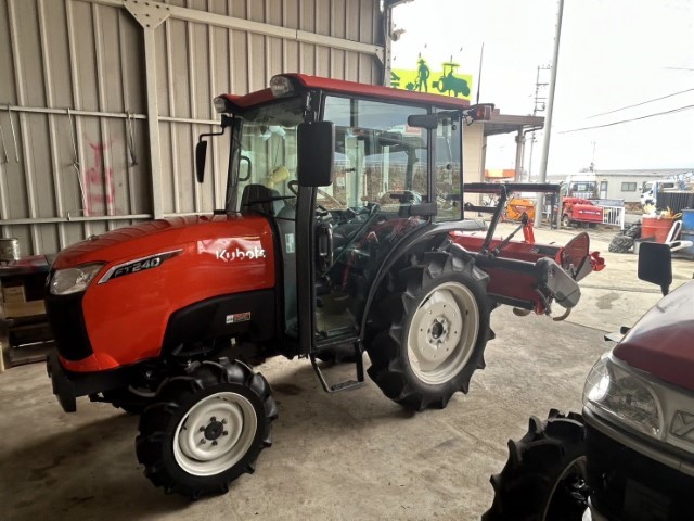 クボタ 中古トラクター FT240QBMAJの商品画像2