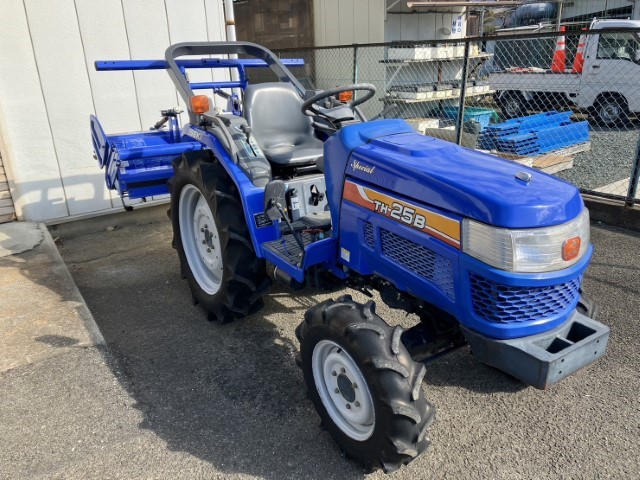 イセキ 中古トラクター TH25-Bの商品画像1