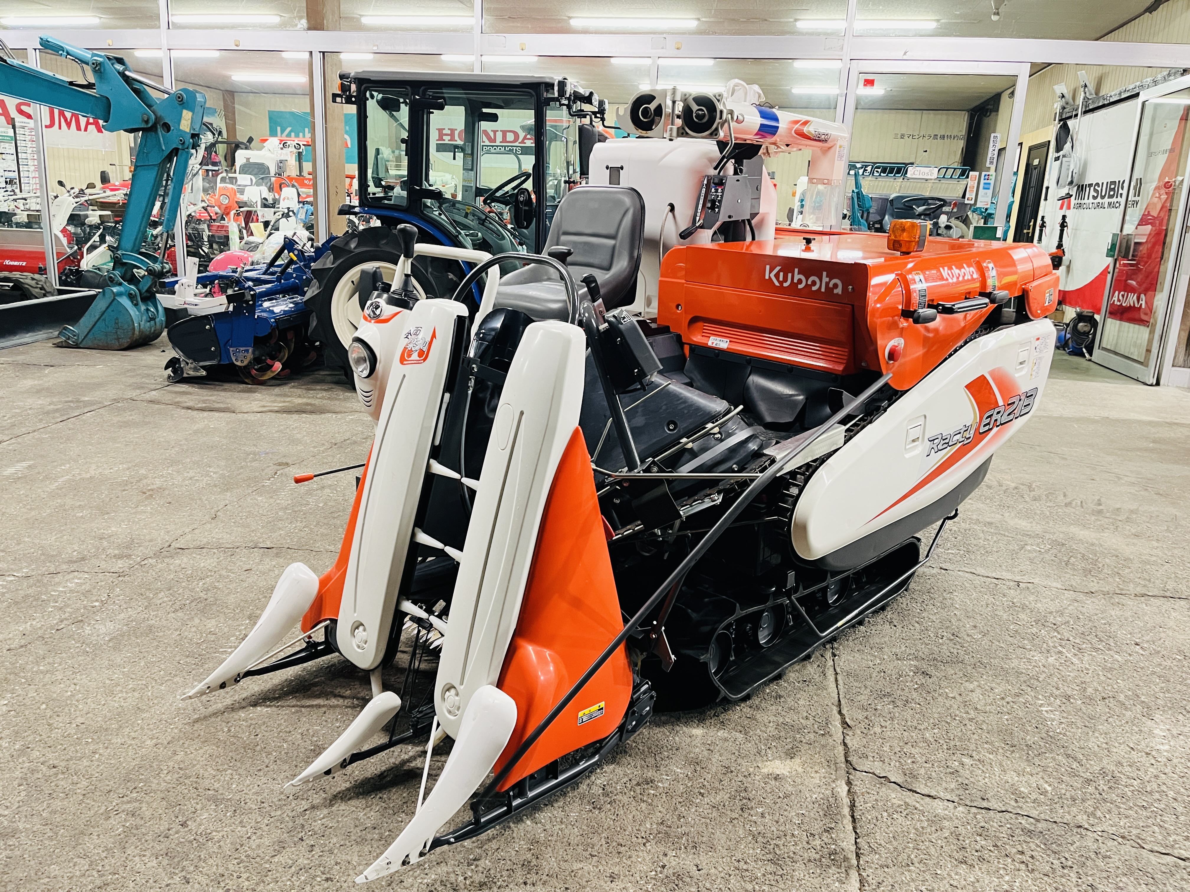 クボタ 中古コンバイン ER213NG-Wの商品画像1