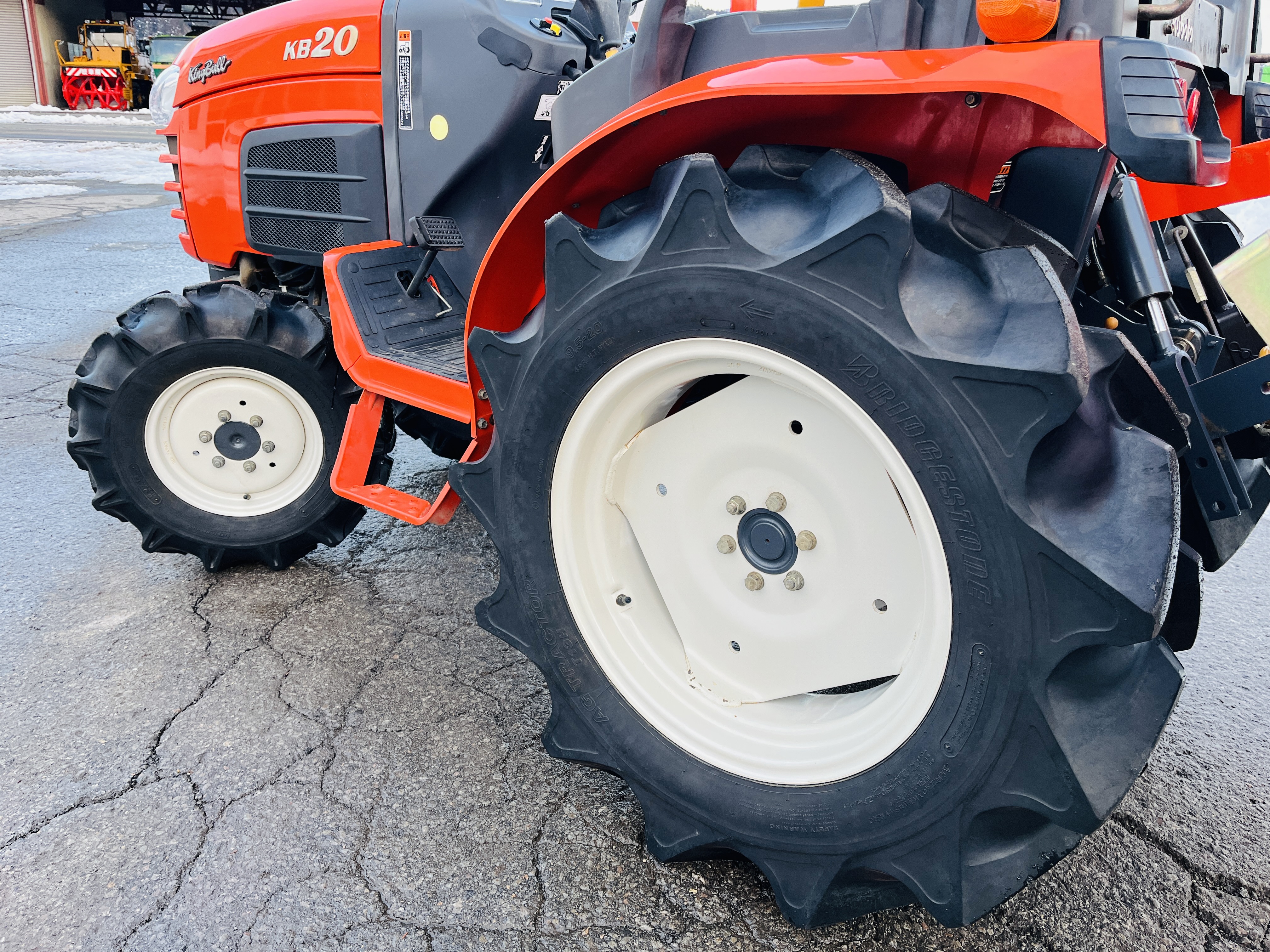 クボタ 中古トラクター KB20(F)の商品画像9