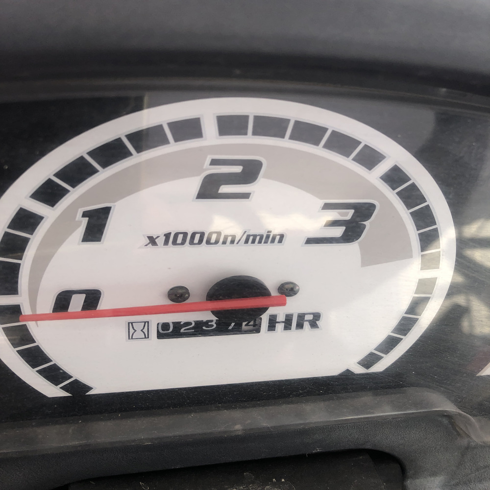 クボタ 中古トラクター 【地域限定自宅配送】クボタ トラクター JB14 機体寸法:2020×960×1810(mm) 出力10.7ps 使用燃料/容量:ディーゼル軽油/14Lの商品画像4