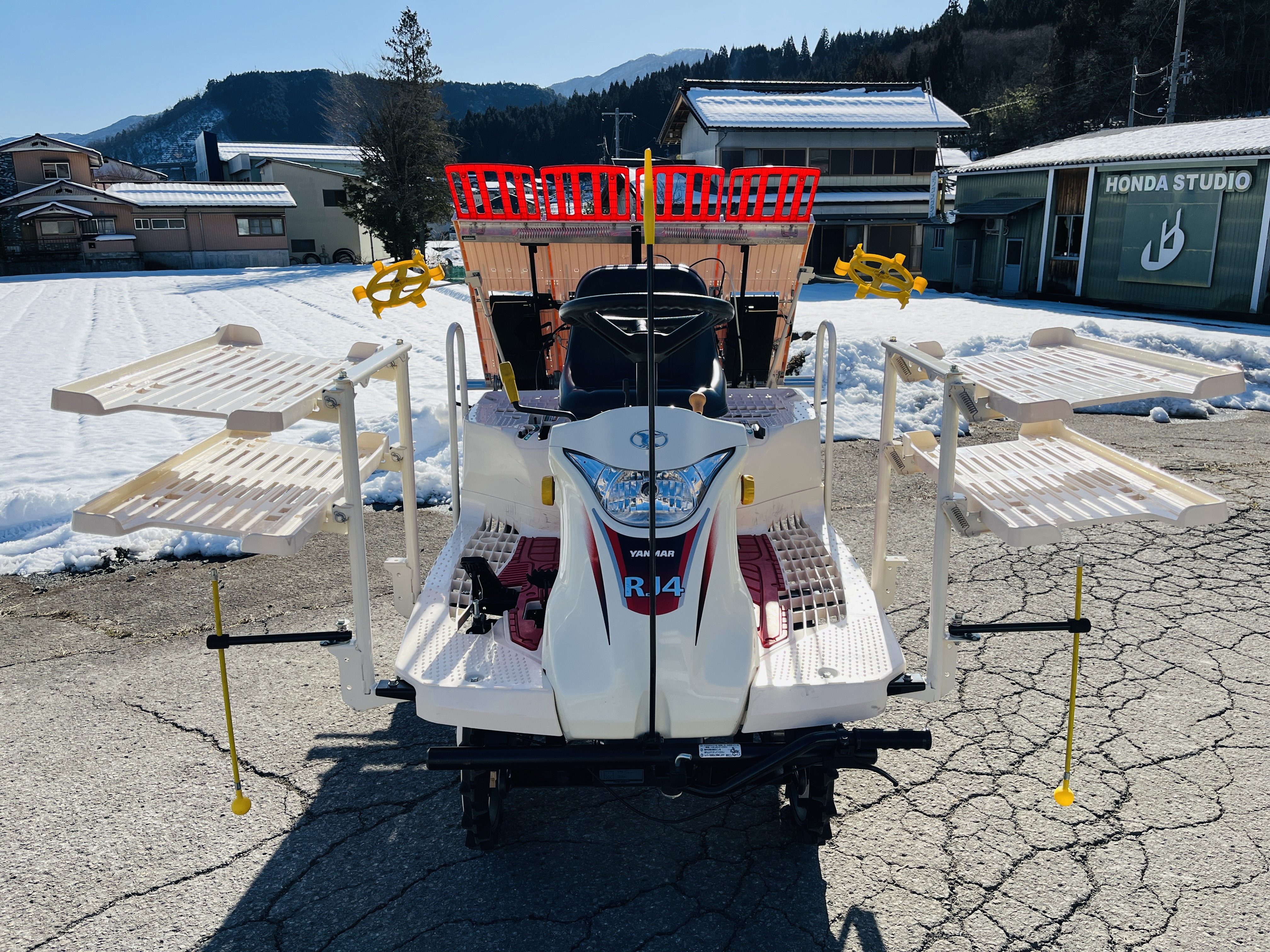 ヤンマー 中古田植機 RJ4の商品画像3