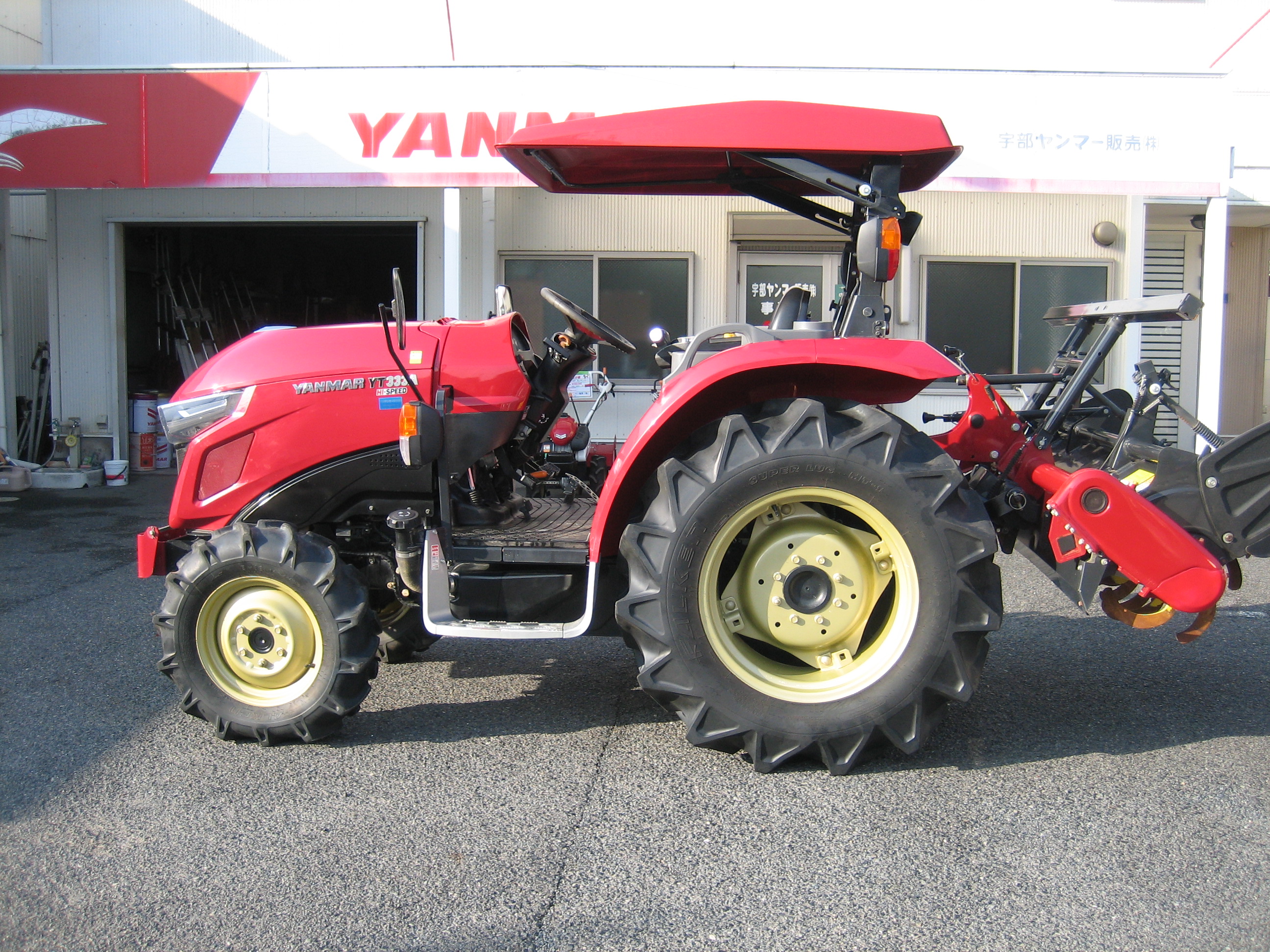 ヤンマー 中古トラクター YT333AJ YUHKS8の商品画像1