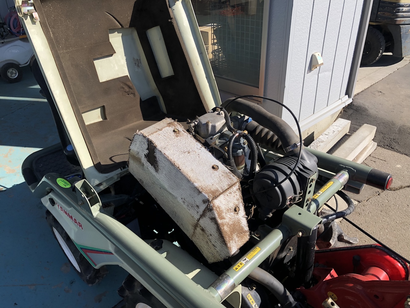 ヤンマー 中古管理機 【整備待ち】ヤンマー 乗用耕耘機 A-10Dの商品画像9