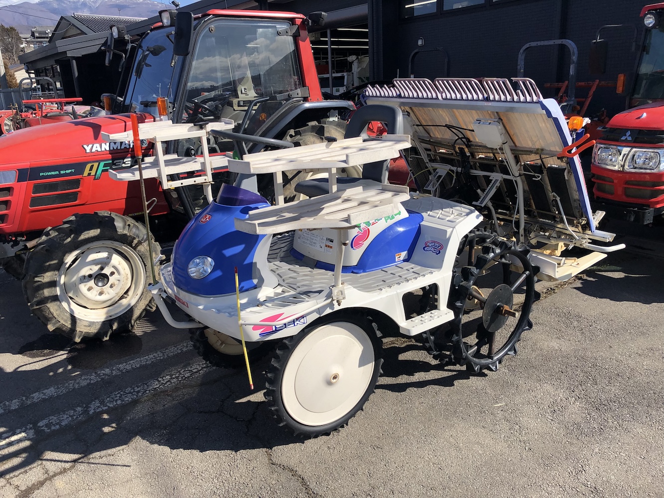 イセキ 中古田植機 【整備待ち】イセキ 乗用田植機 PQ4-UD 2469