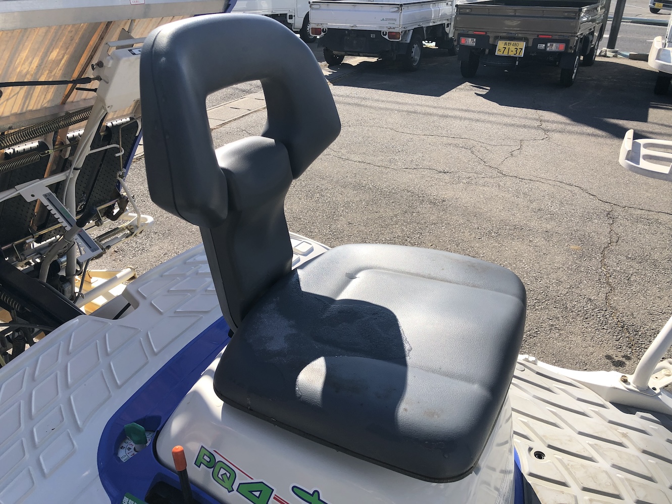 イセキ 中古田植機 【整備待ち】イセキ 乗用田植機 PQ4-UD 2469の商品画像9
