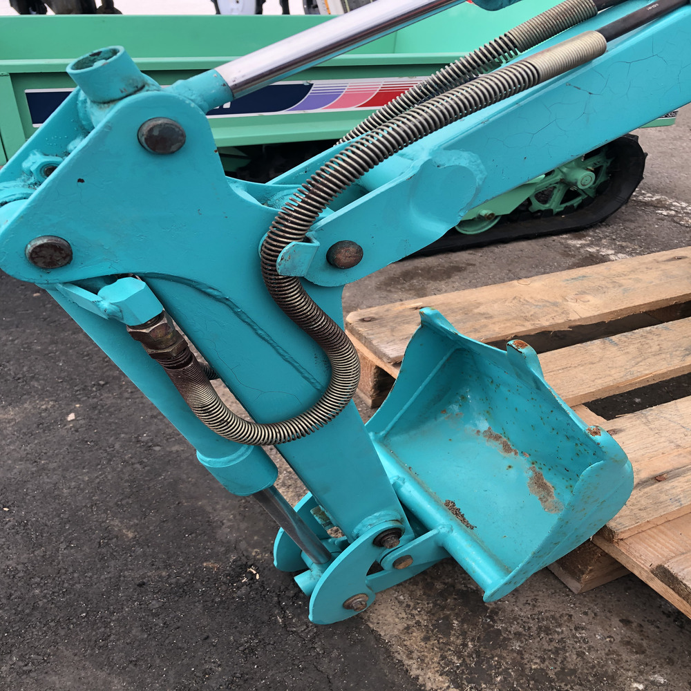 その他 中古その他 【整備待ち】コベルコ バックホー SS1 機体寸法:2150×500×1100 重量275kg 燃料:ガソリンの商品画像2