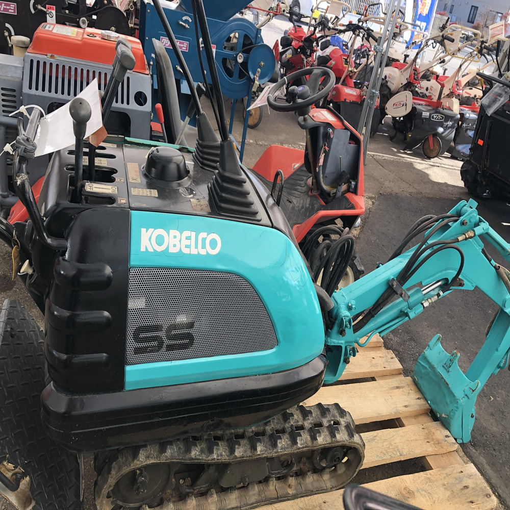 その他 中古その他 【整備待ち】コベルコ バックホー SS1 機体寸法:2150×500×1100 重量275kg 燃料:ガソリンの商品画像7
