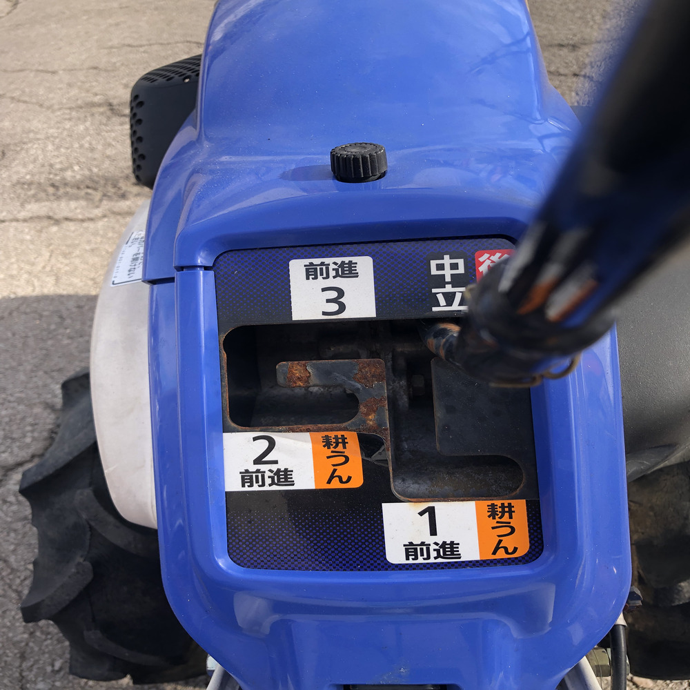 イセキ 中古管理機 イセキ 管理機 KCR500-HX 機体寸法:1420×600×1120(mm) 出力4.3ps 使用燃料/容量:無鉛ガソリン/2.0Lの商品画像3