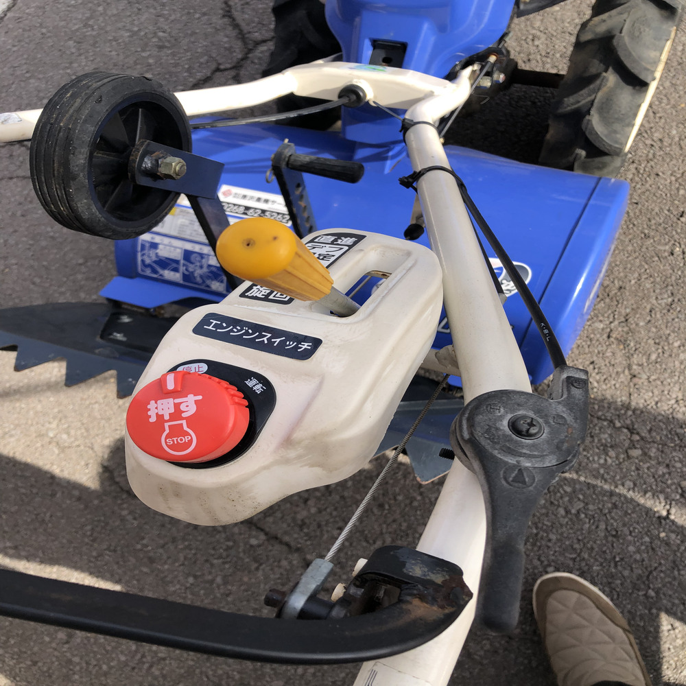 イセキ 中古管理機 イセキ 管理機 KCR500-HX 機体寸法:1420×600×1120(mm) 出力4.3ps 使用燃料/容量:無鉛ガソリン/2.0Lの商品画像4