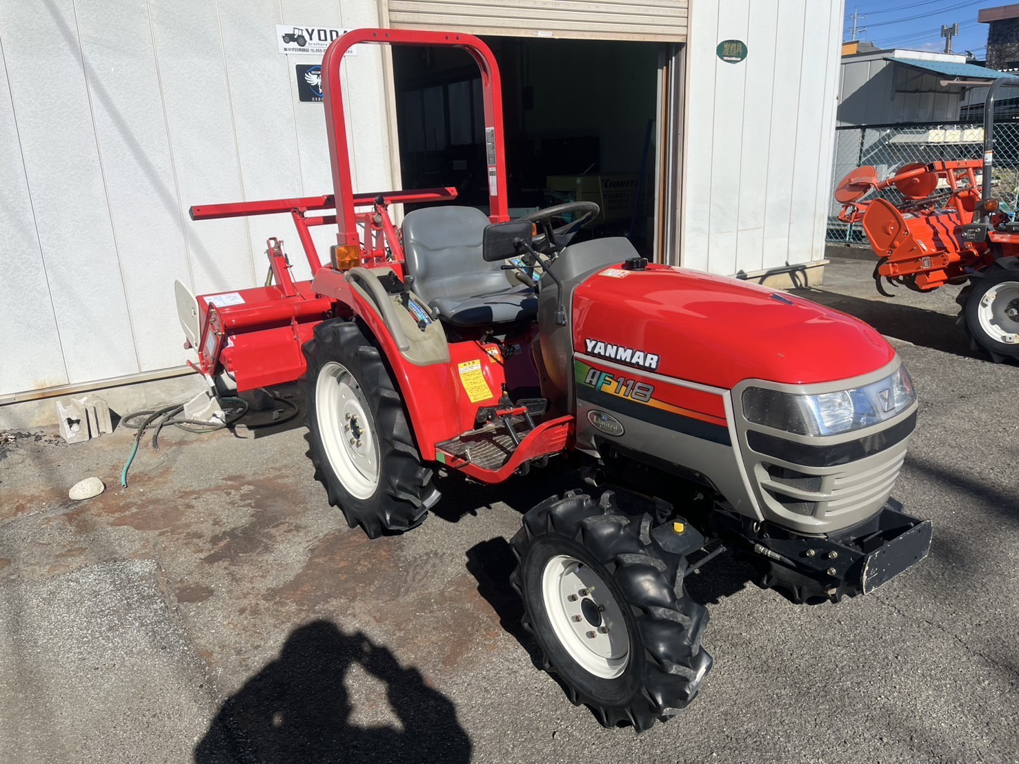 ヤンマー 中古トラクター AF118の商品画像1