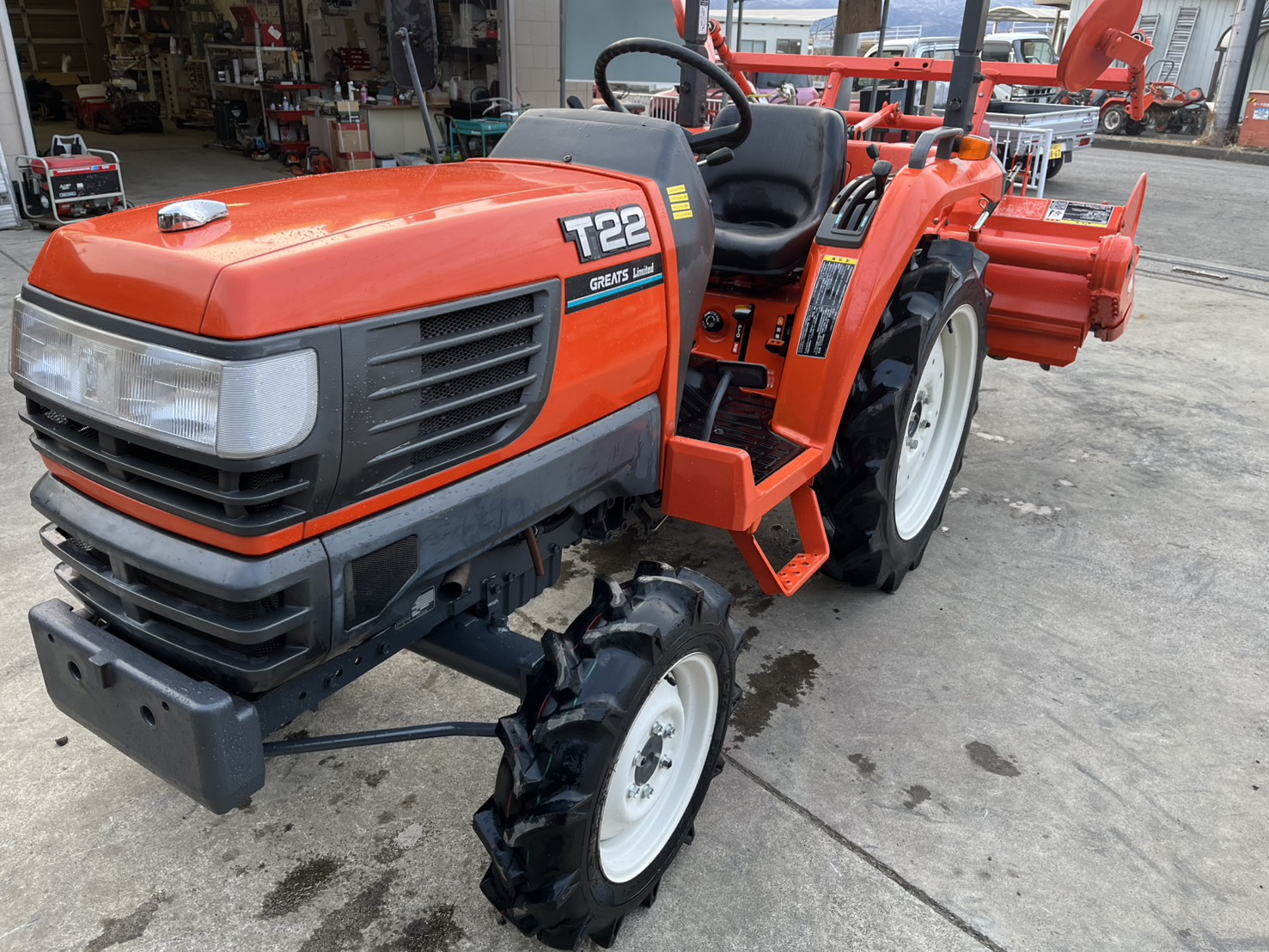 クボタ 中古トラクター T22の商品画像1