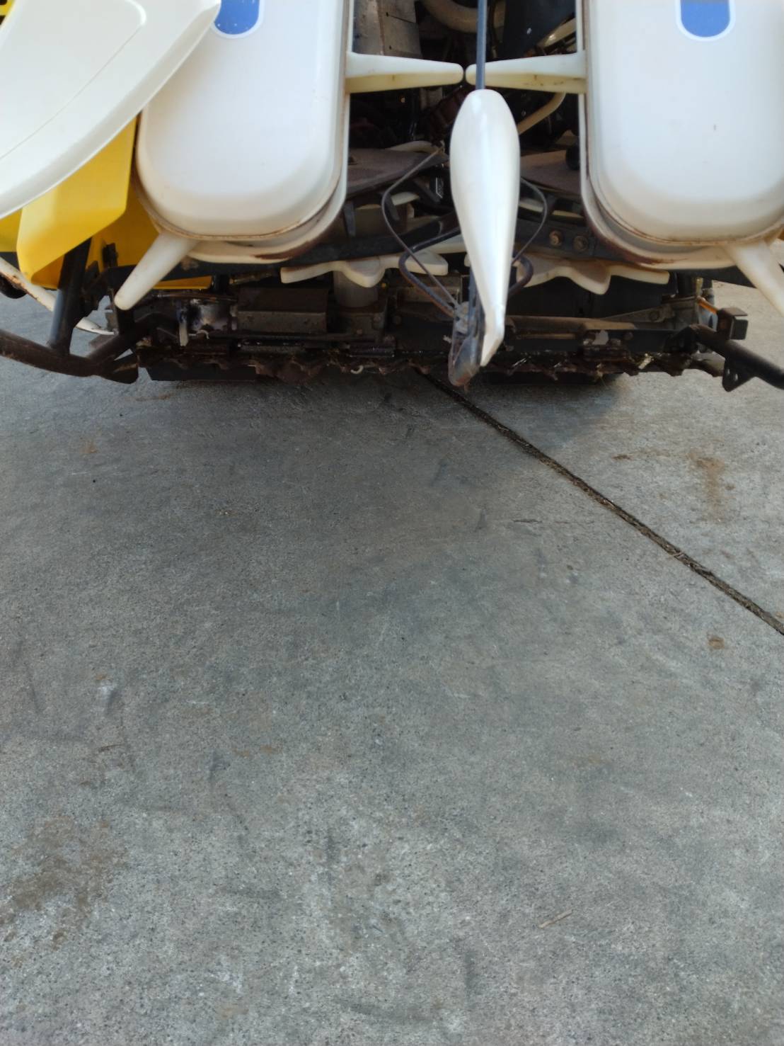 イセキ 中古コンバイン HP2-KWCの商品画像8