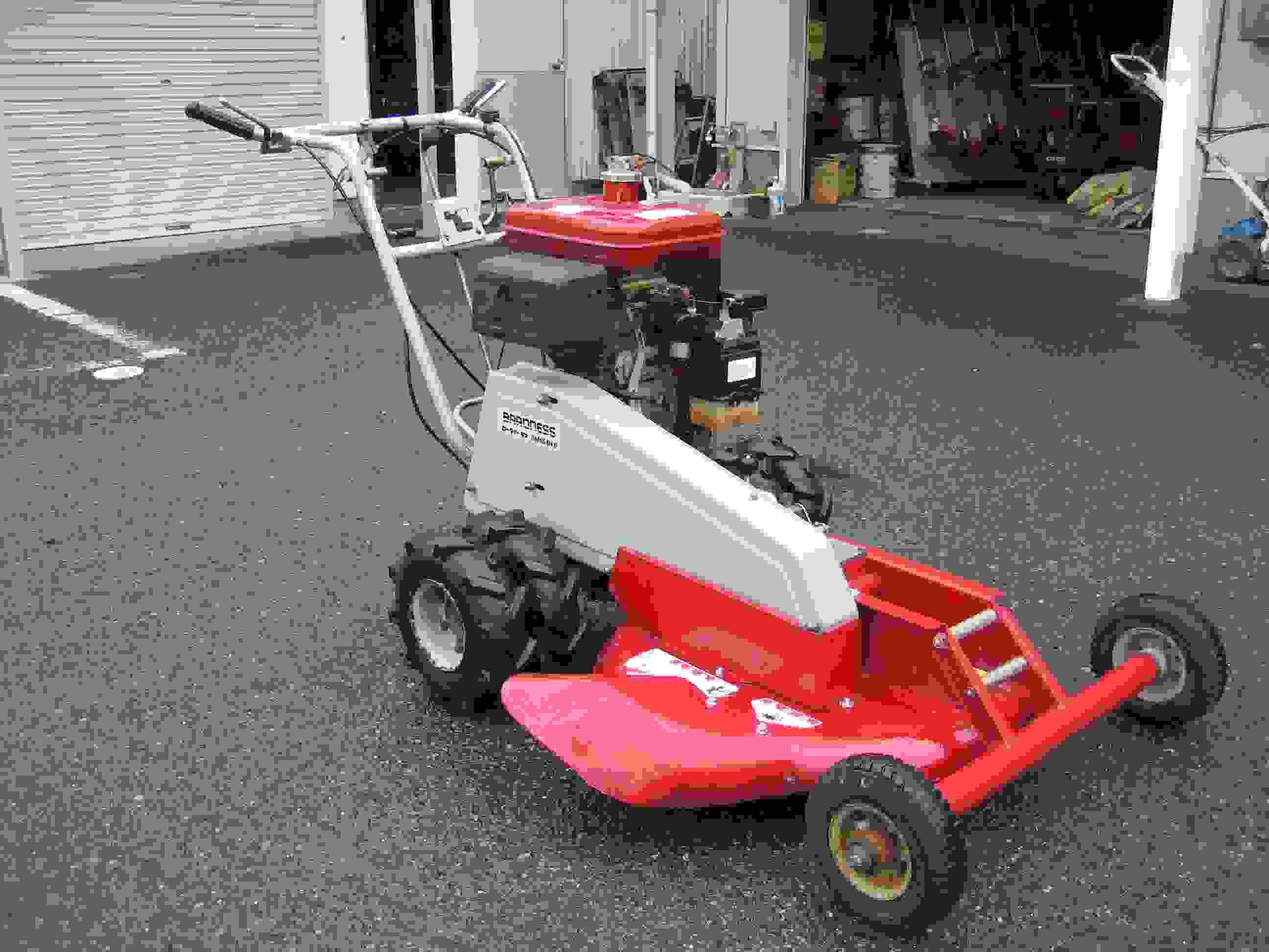 バロネス 中古草刈機 GM65AWRの商品画像3
