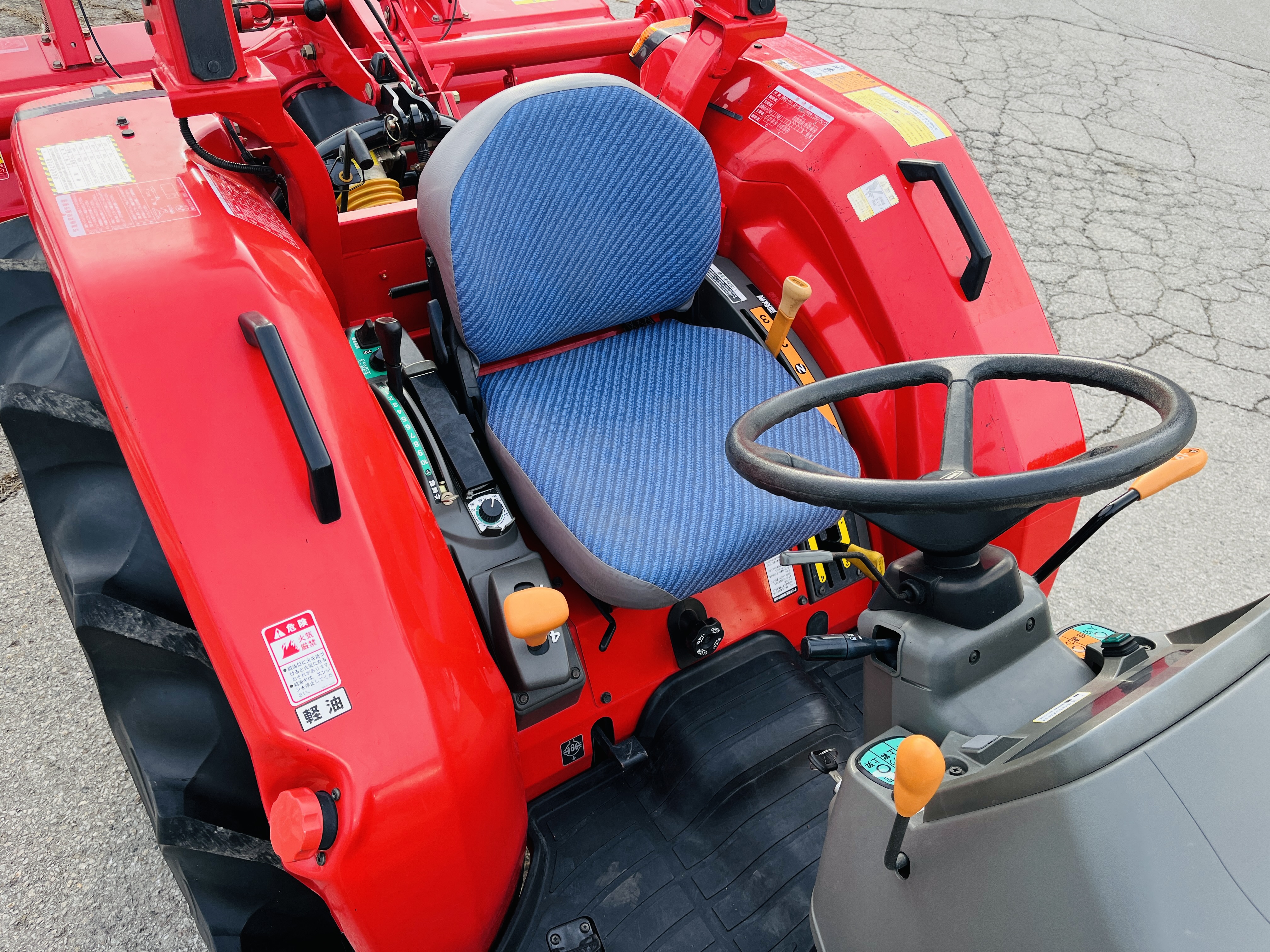 ヤンマー 中古トラクター EF330Vの商品画像9