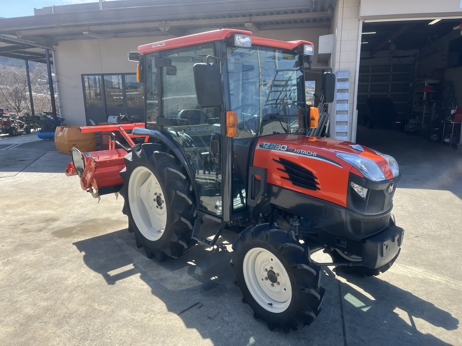 日立 中古トラクター TZ280MAの商品画像1