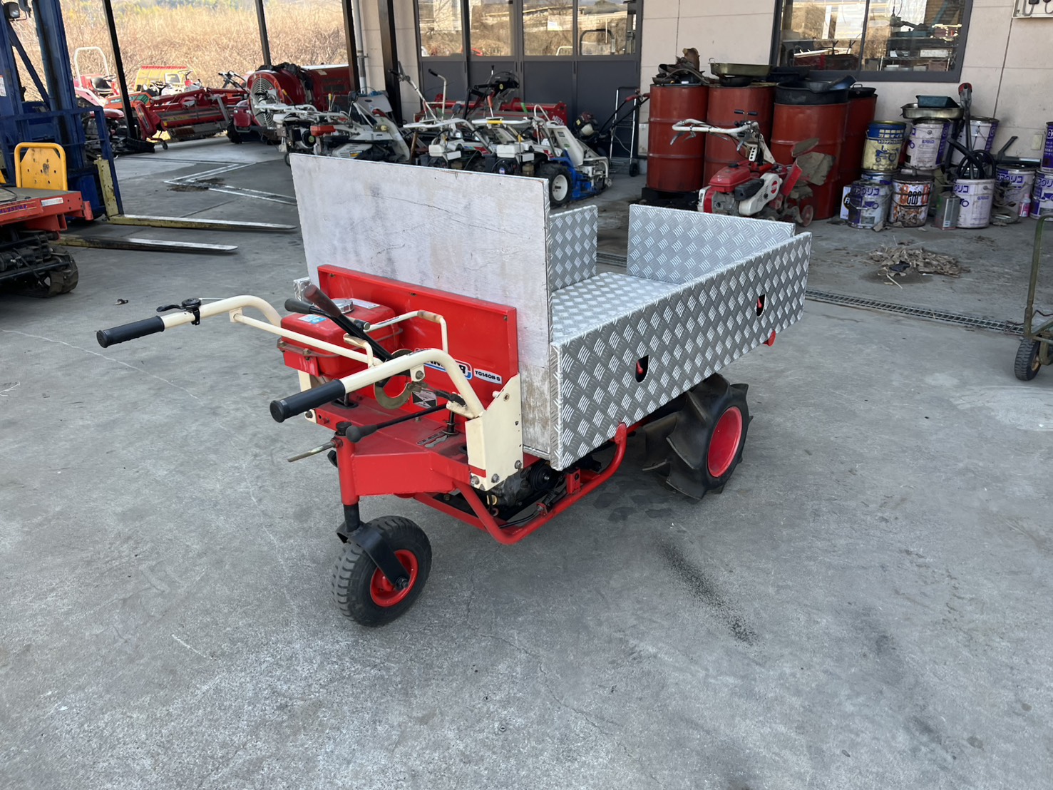 ヤンマー 中古運搬機 TG140Bの商品画像4