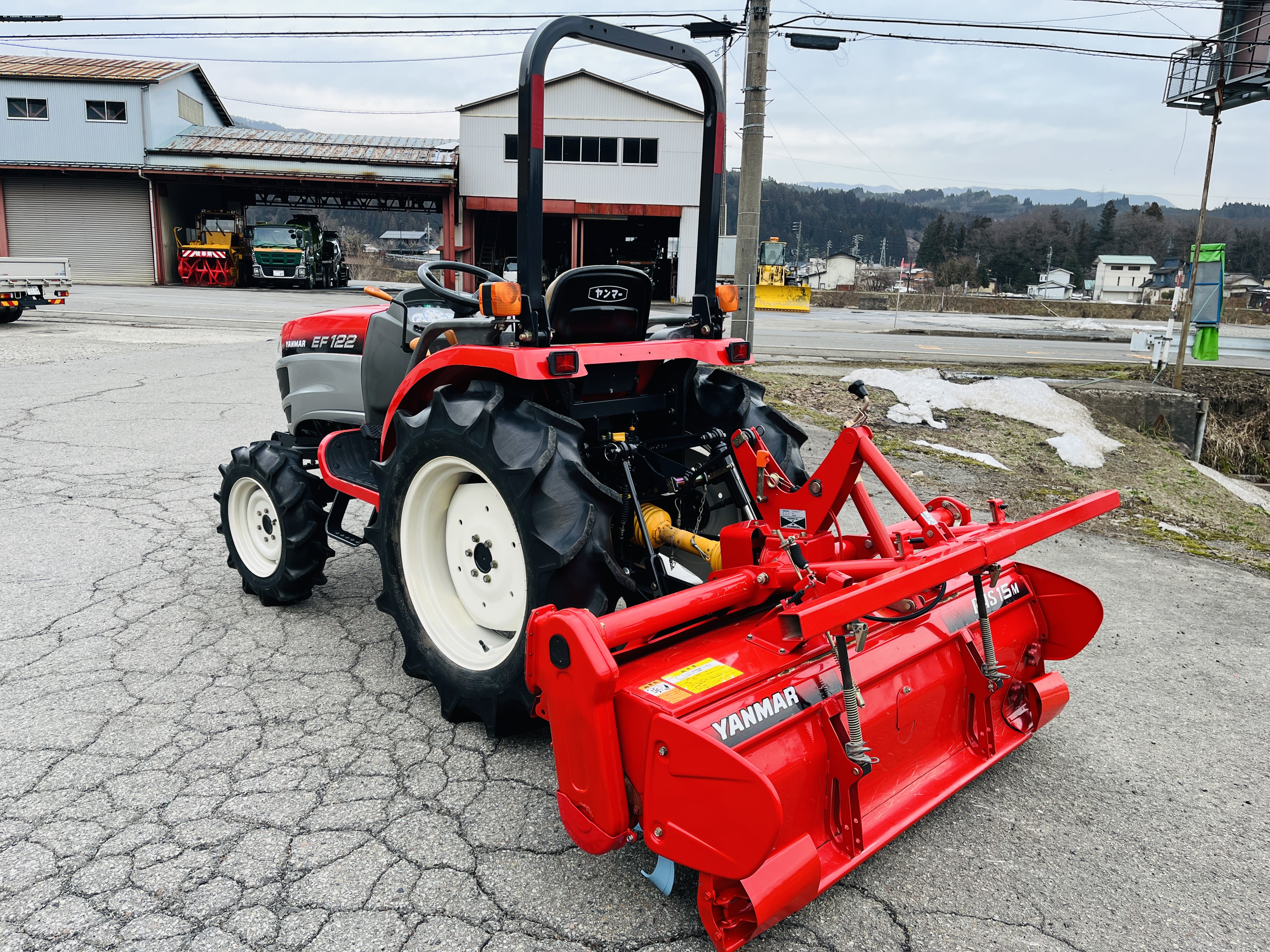 ヤンマー 中古トラクター EF122の商品画像4