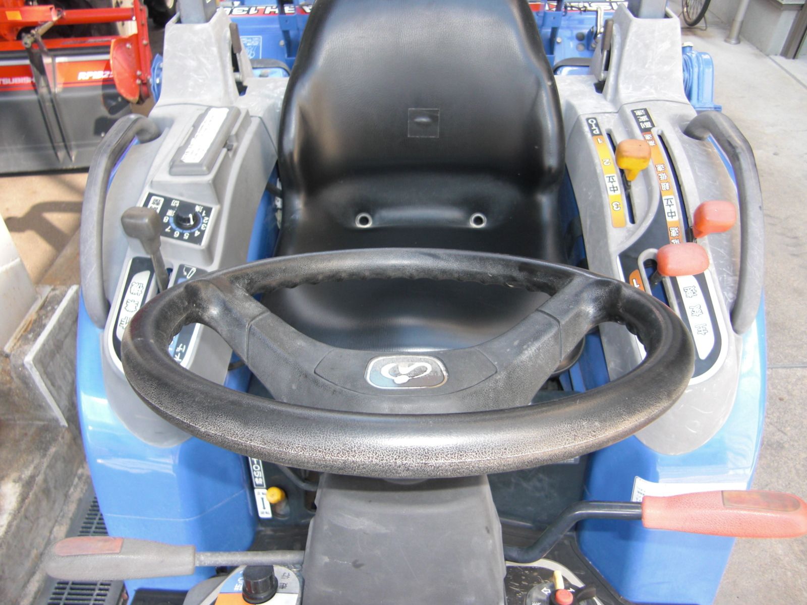 イセキ 中古トラクター TH185-BA13Vの商品画像2