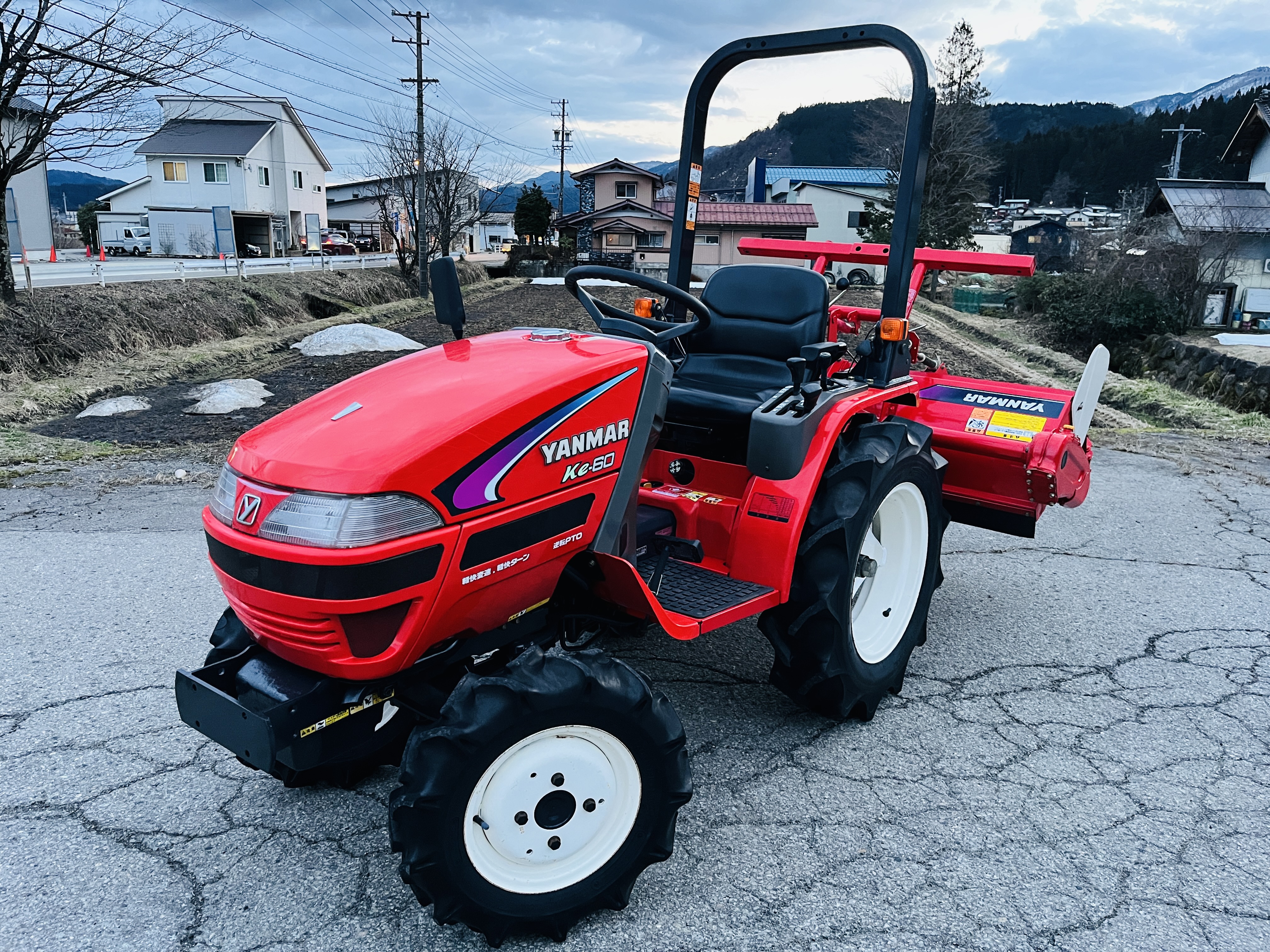 ヤンマー 中古トラクター Ke-60の商品画像1