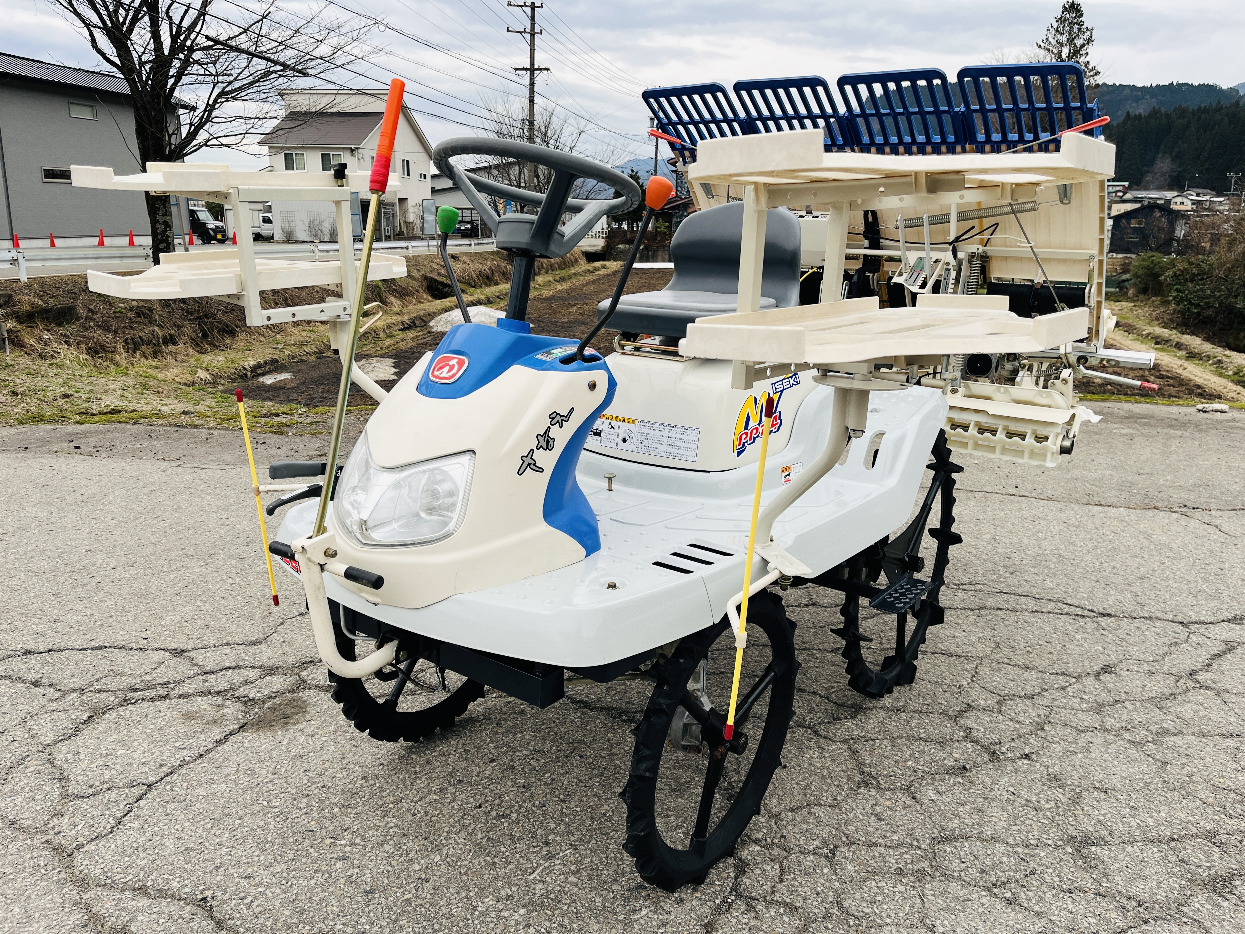 イセキ 中古田植機 PPZ4-DLの商品画像1