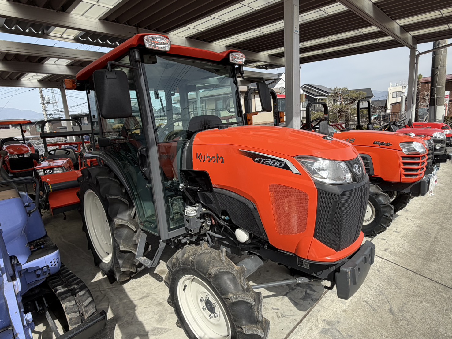 クボタ 中古トラクター FT300FQBMAJの商品画像1