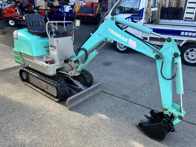 ヤンマー 中古その他 B08