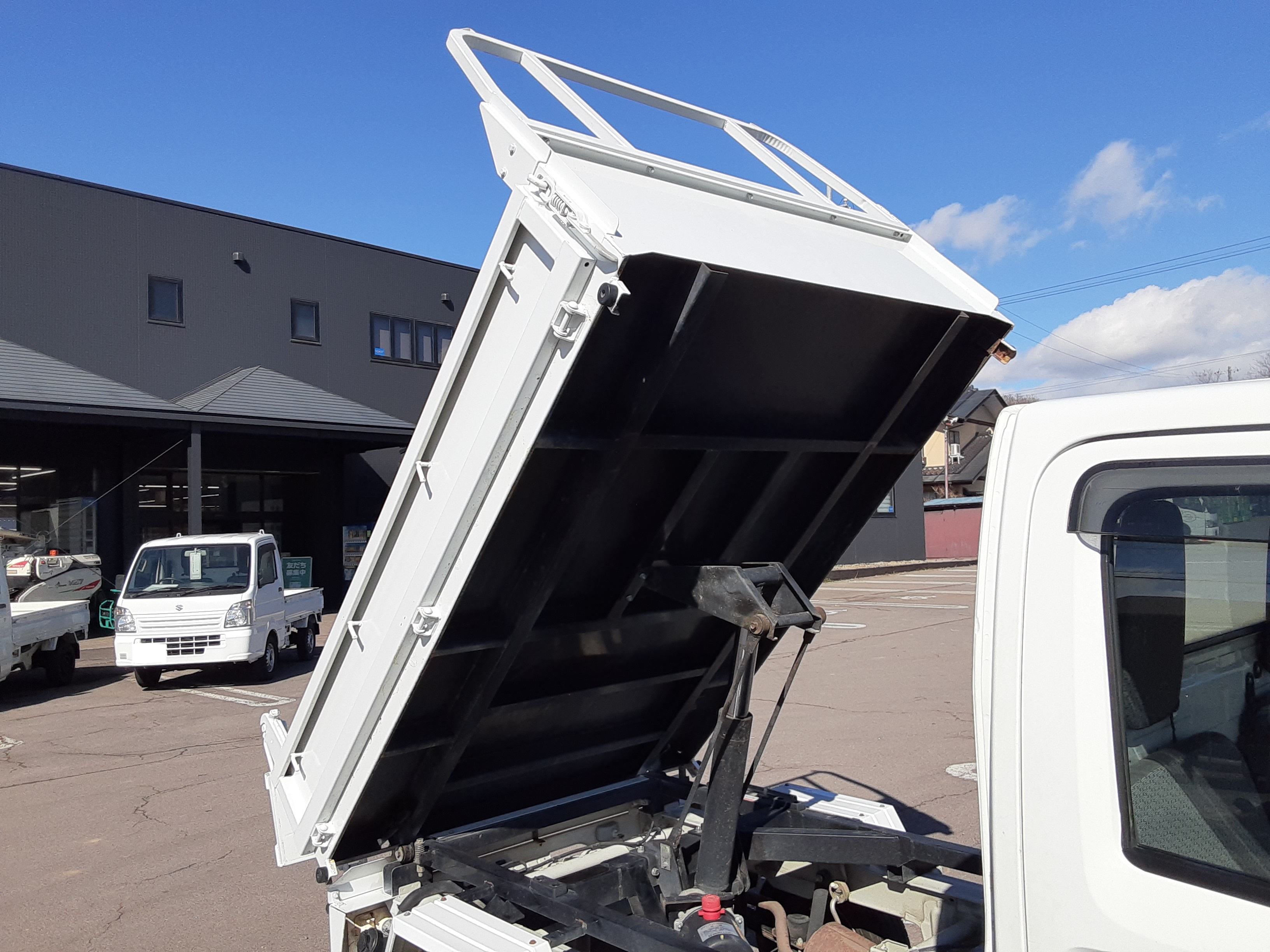 日産 中古車 ＮＴ１００クリッパートラックの商品画像9