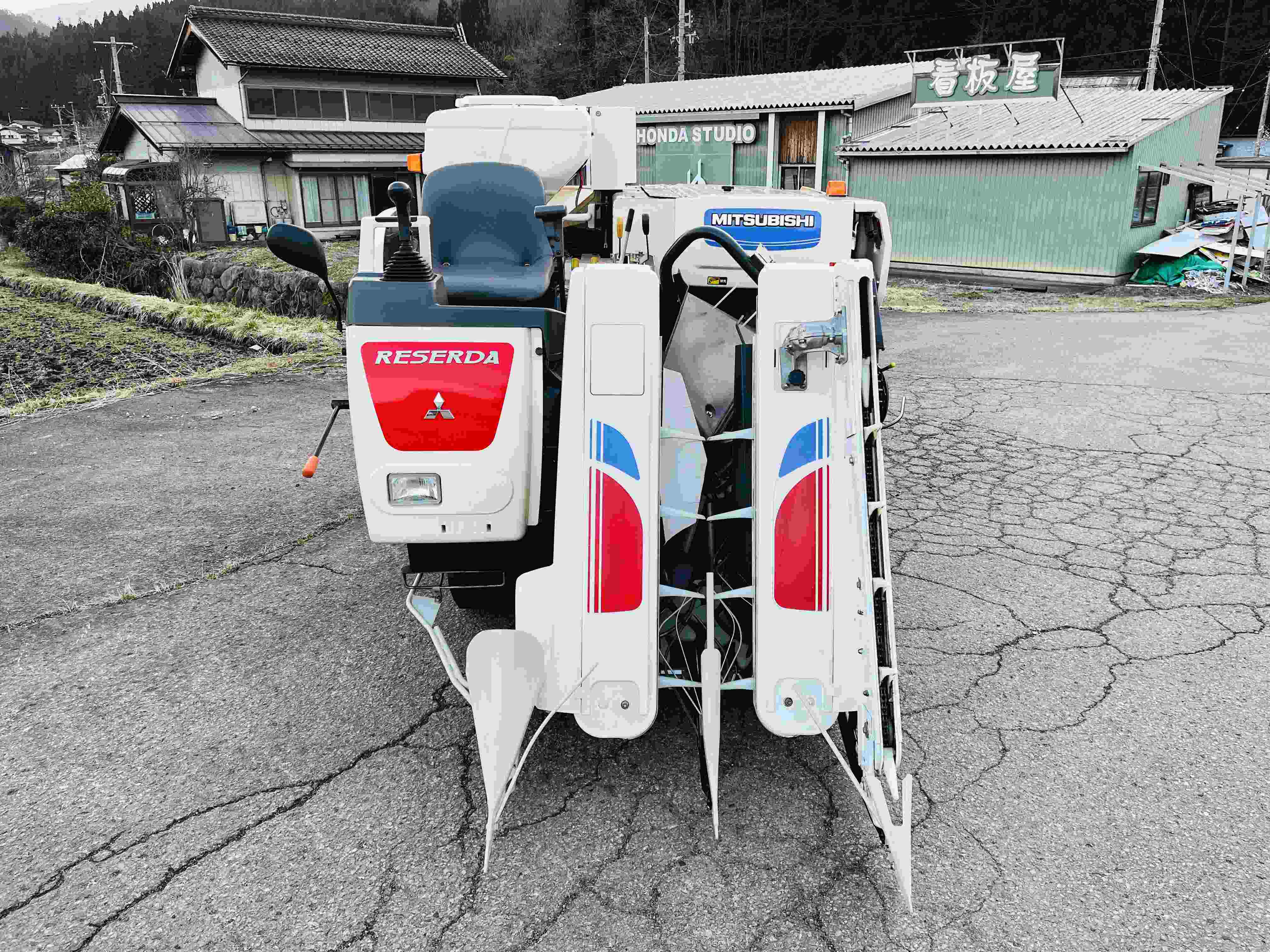 三菱マヒンドラ農機 中古コンバイン VM215の商品画像3