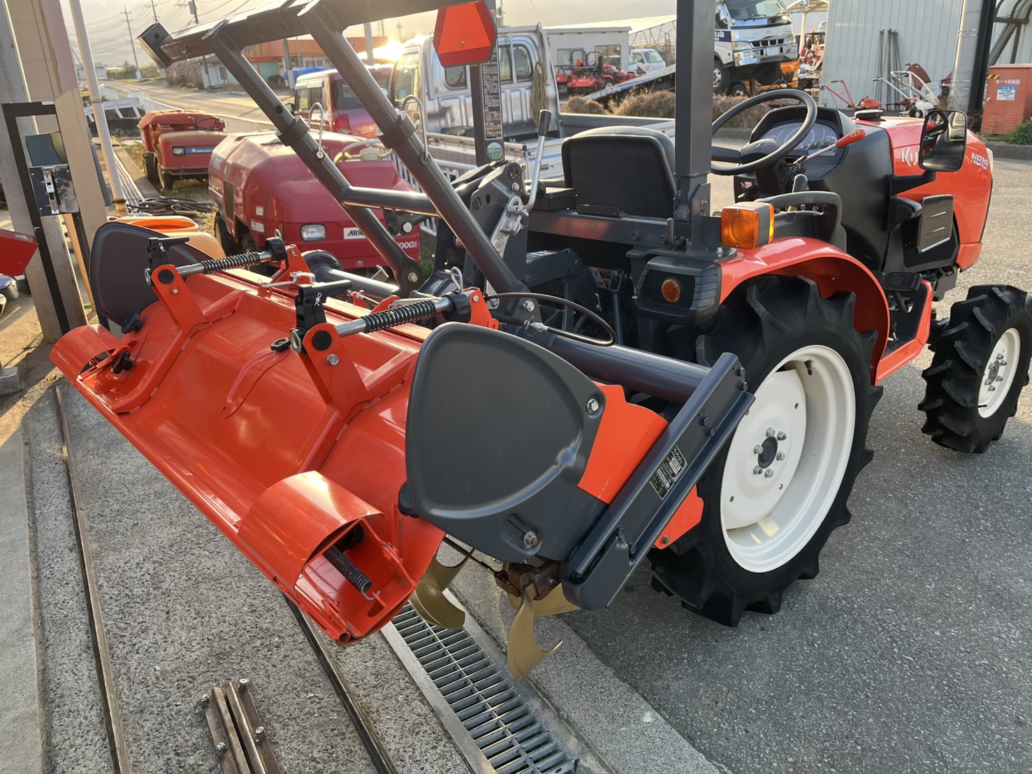 クボタ 中古トラクター NB19FMAの商品画像5