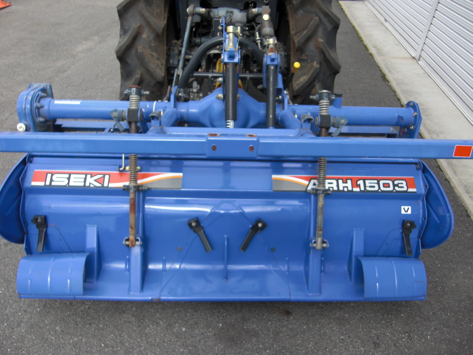 イセキ 中古トラクター TH233-GQA15VD   　  らくらくノークラッチIQターン仕様の商品画像6