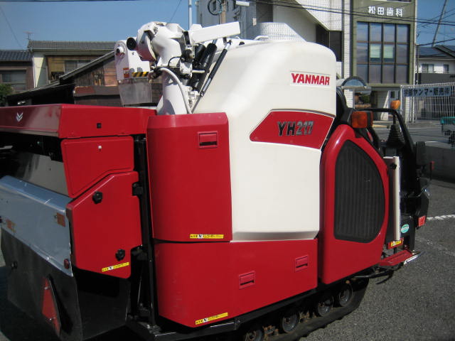 ヤンマー 中古コンバイン YH217 MHLの商品画像6
