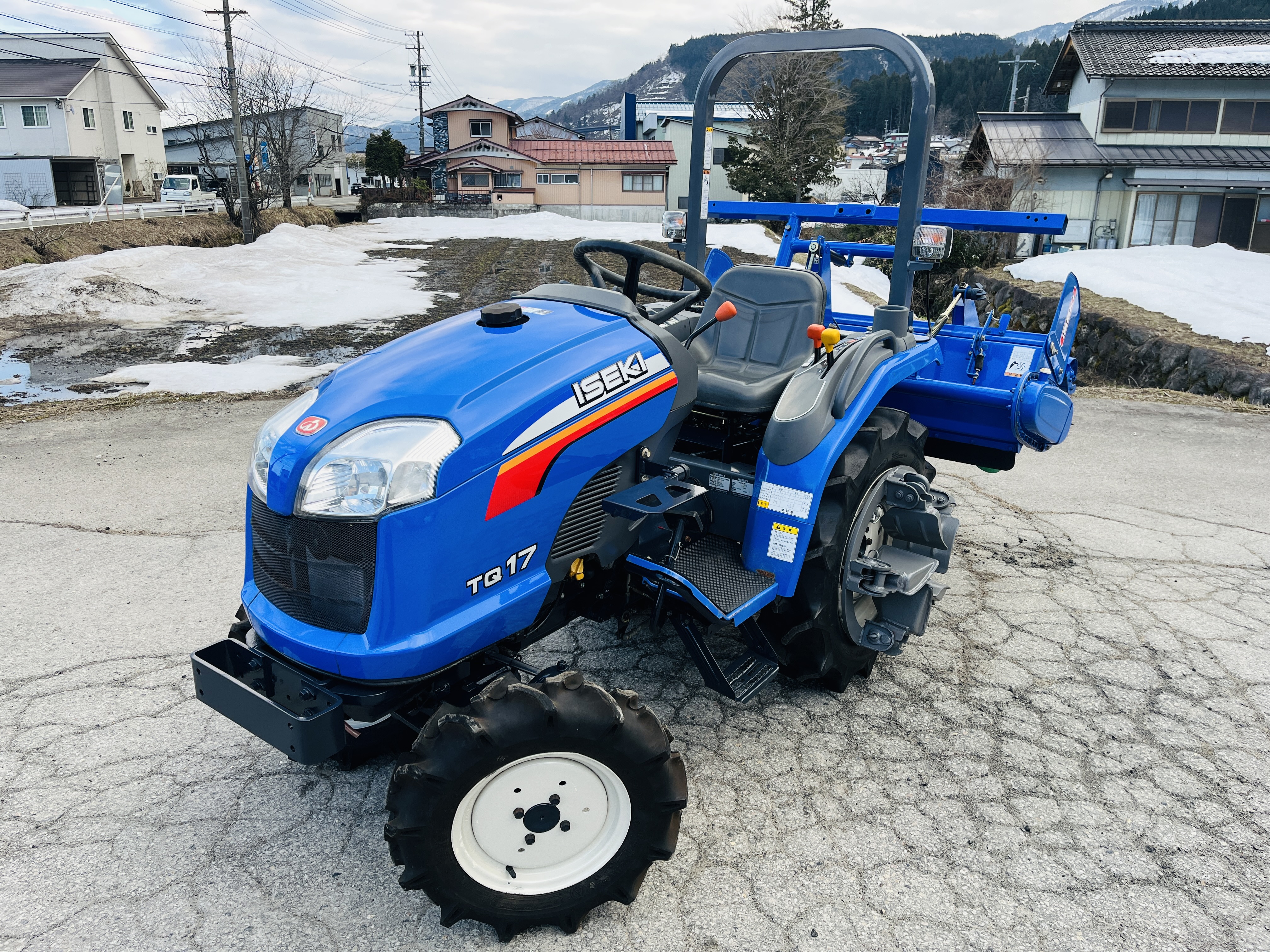 イセキ 中古トラクター TQ17-LKXの商品画像1