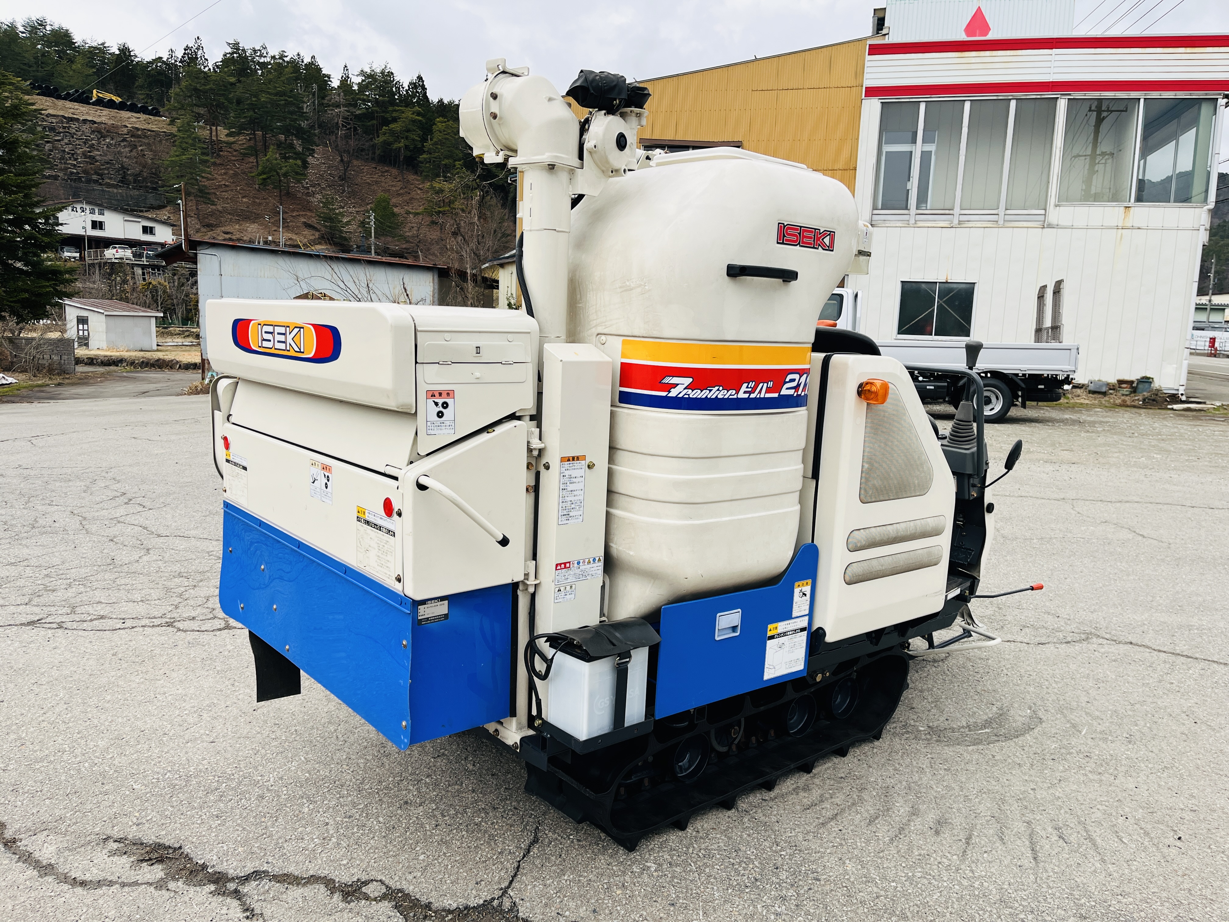 イセキ 中古コンバイン HVA211G-EZKHWCの商品画像5