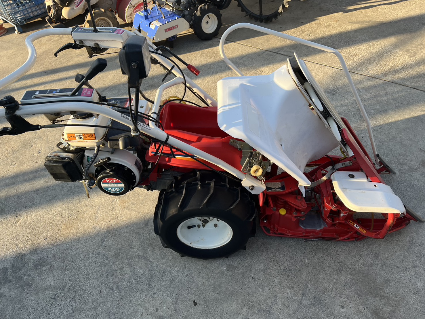 ヤンマー 中古バインダー Be30の商品画像3