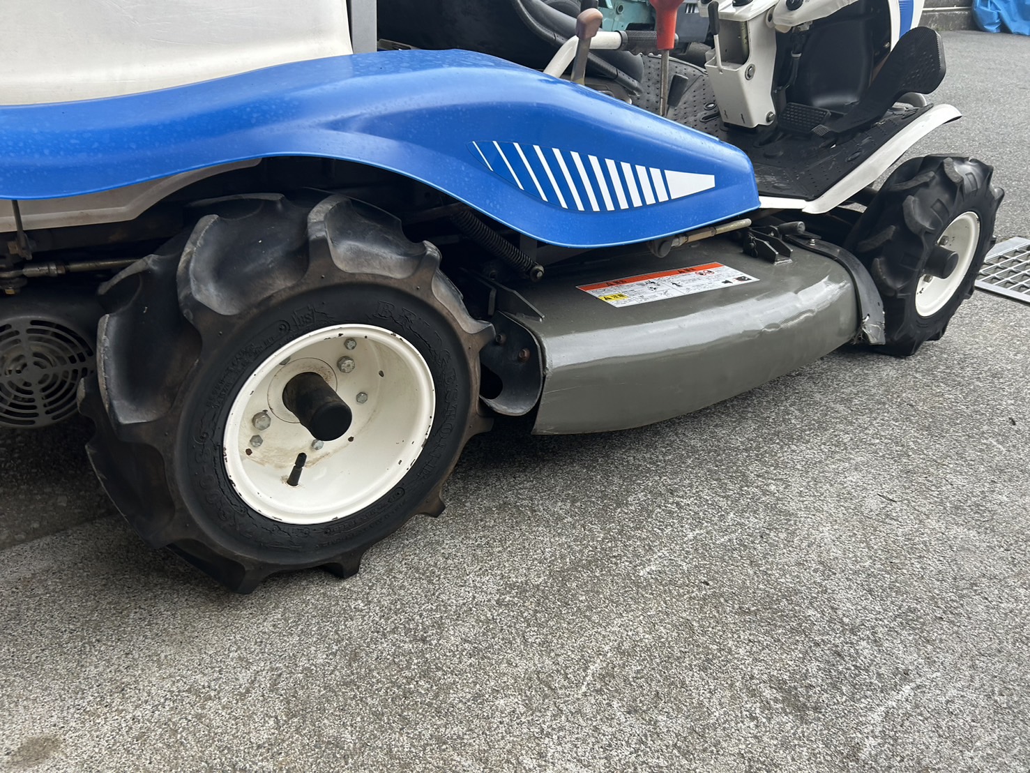 アグリップ 中古草刈機 ARM981の商品画像7