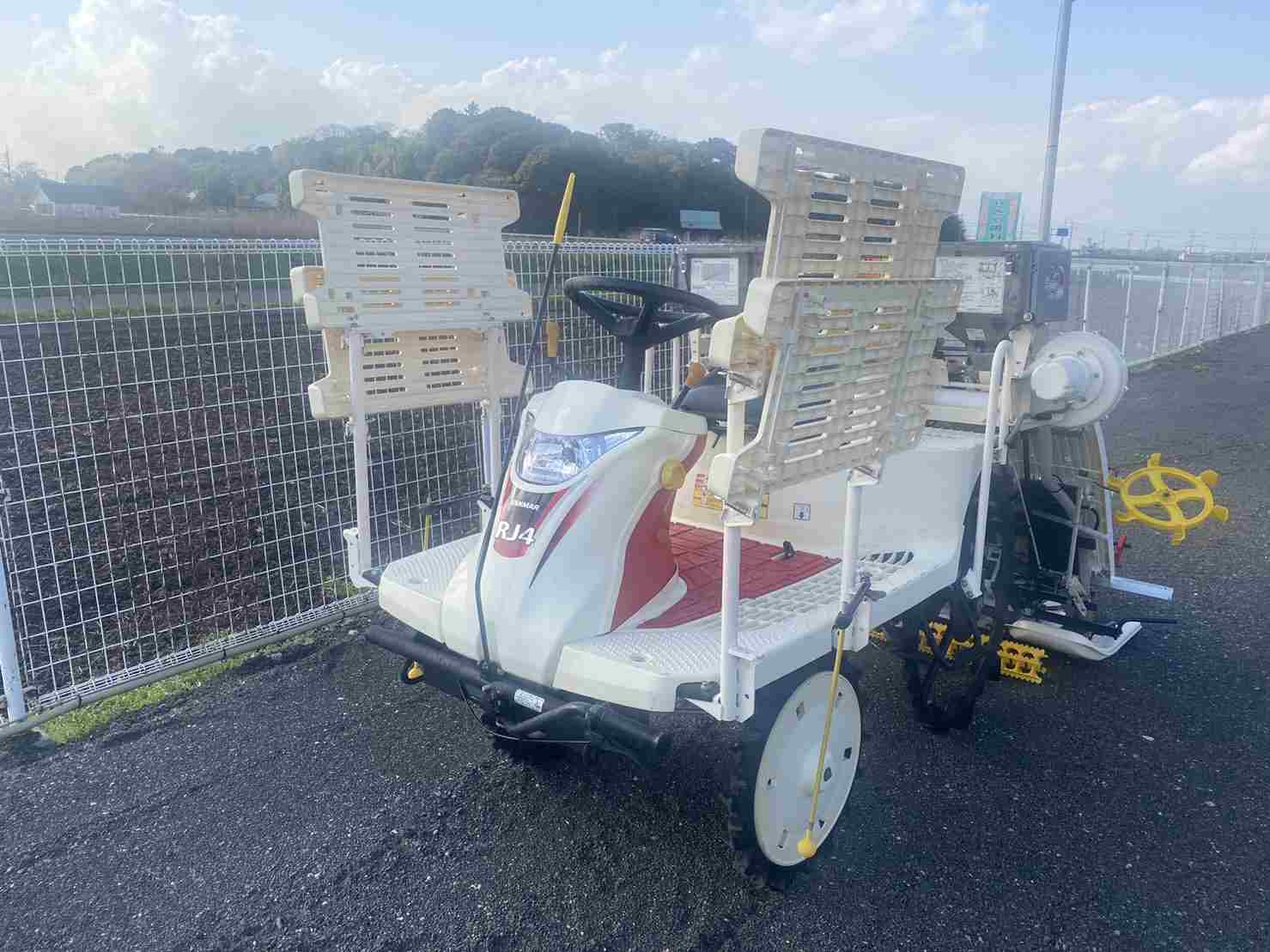 ヤンマー 中古田植機 RJ4の商品画像1