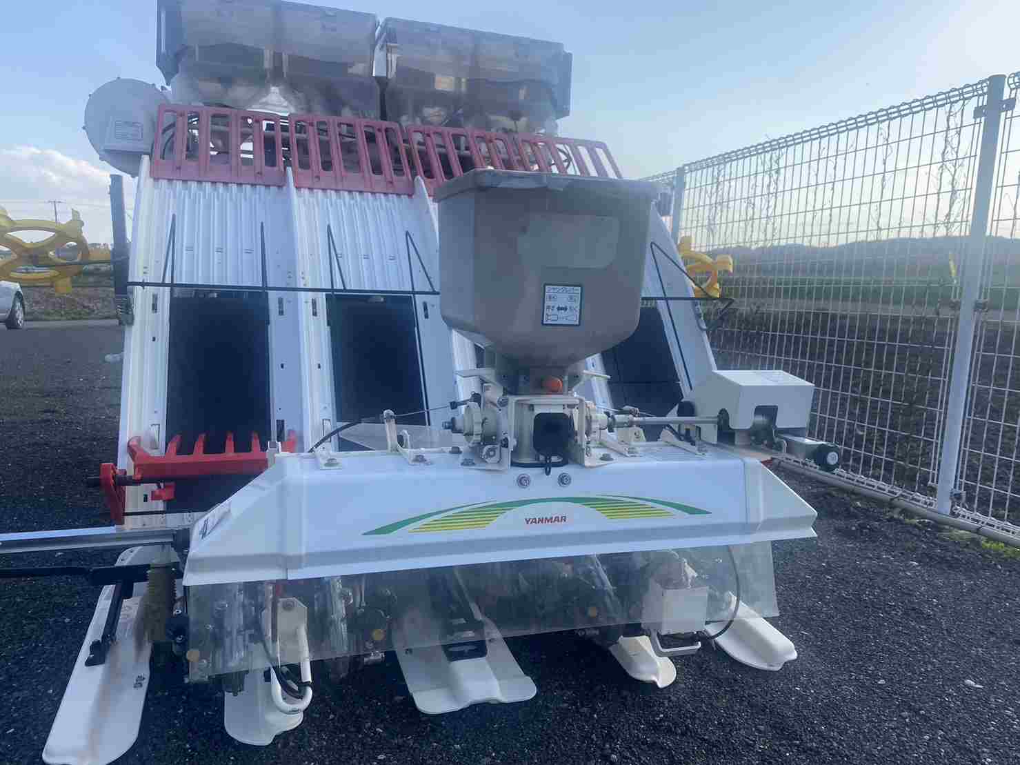 ヤンマー 中古田植機 RJ4の商品画像4