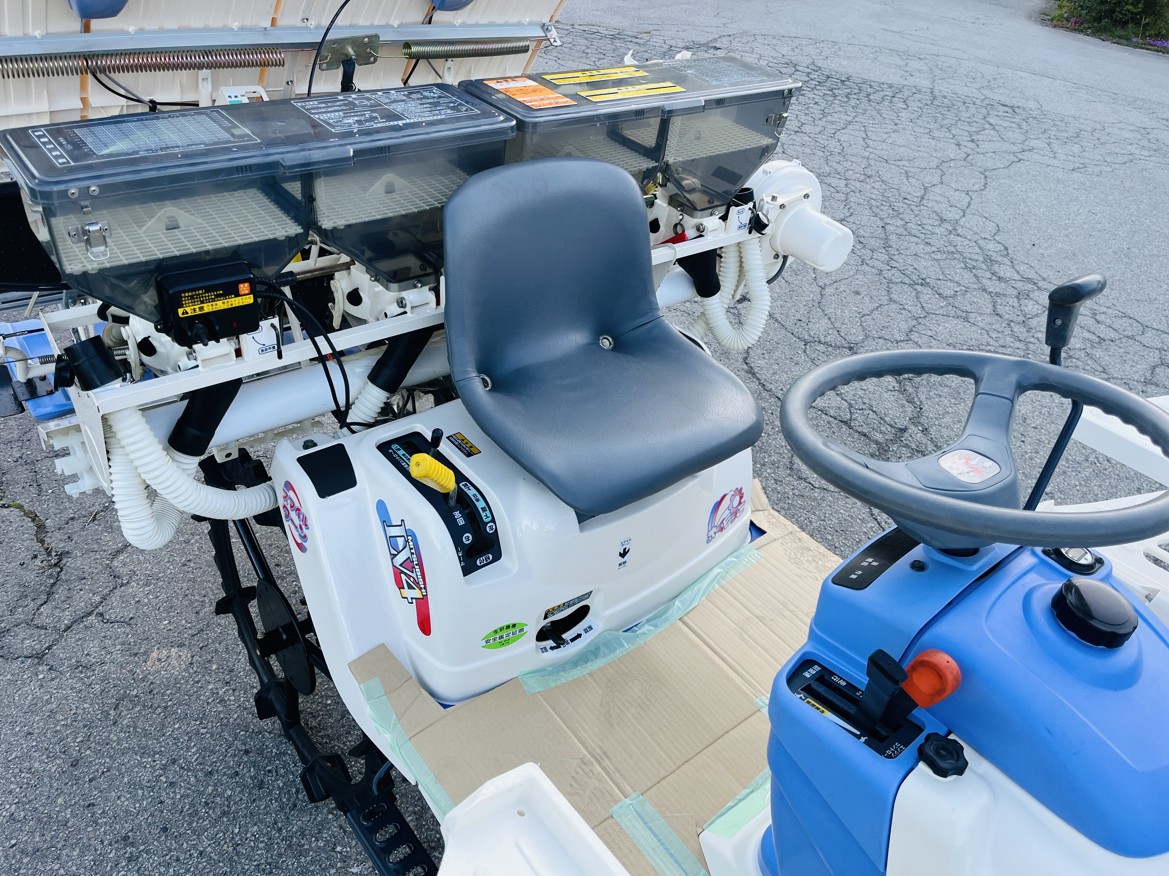 三菱マヒンドラ農機 中古田植機 LV4の商品画像7