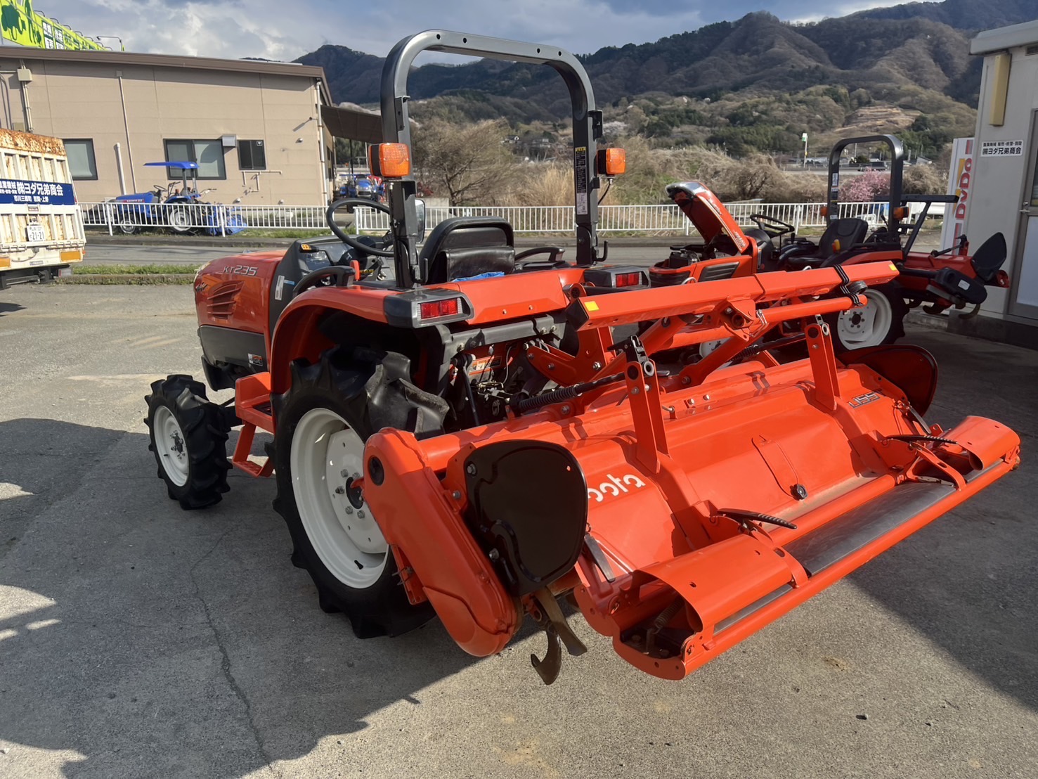 クボタ 中古トラクター KT235MAの商品画像3