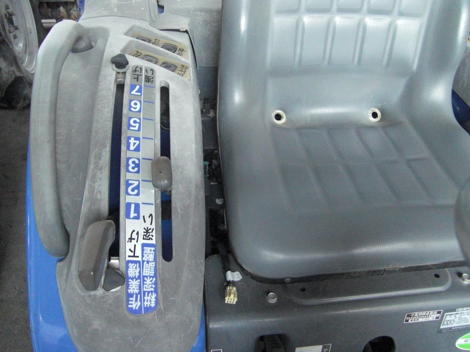 イセキ 中古トラクター TM18-KXZA3V  小型フル装備！の商品画像2