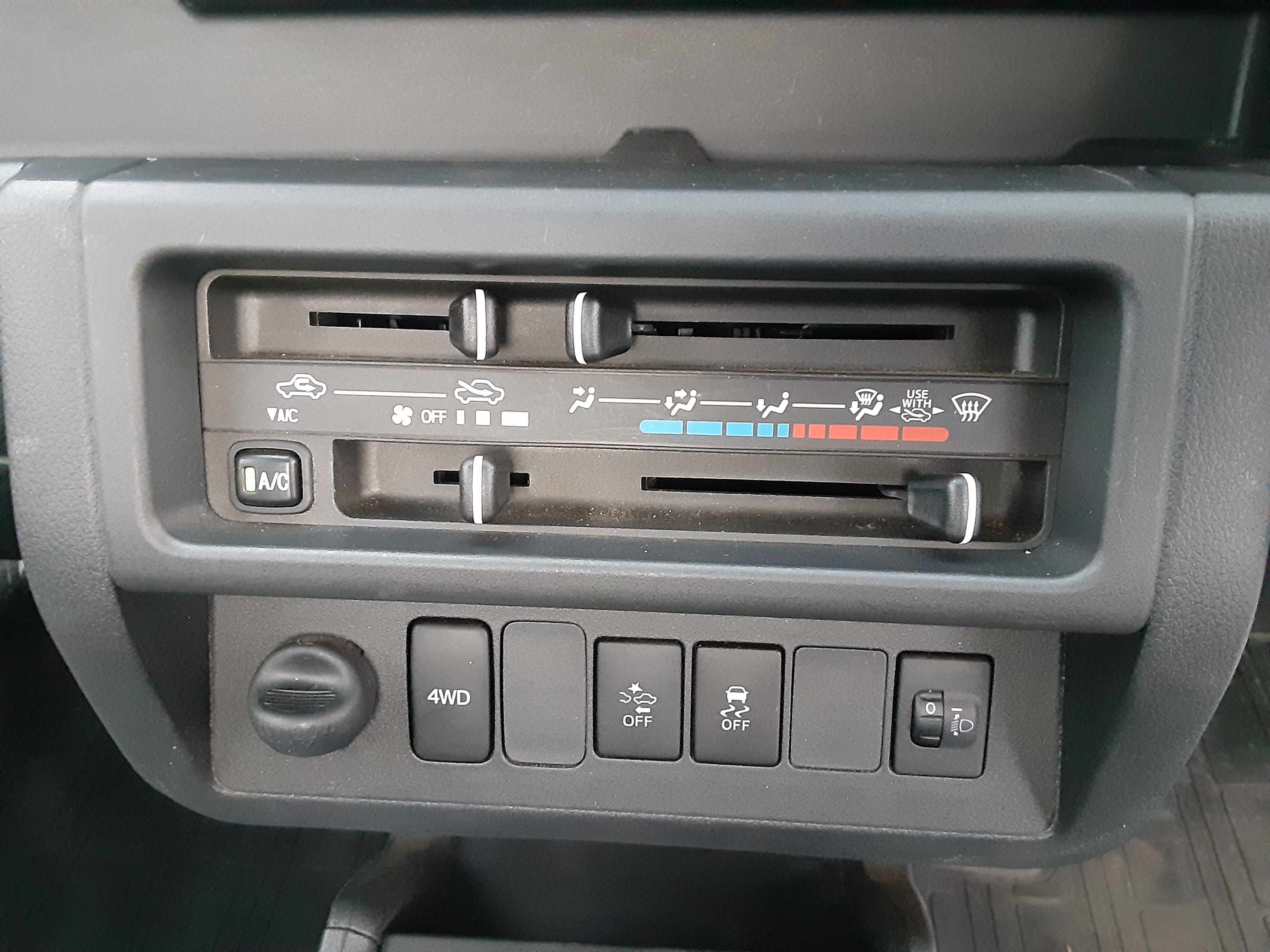 ダイハツ 中古車 ハイゼットトラック　スタンダードＳＡＩＩＩｔの商品画像6