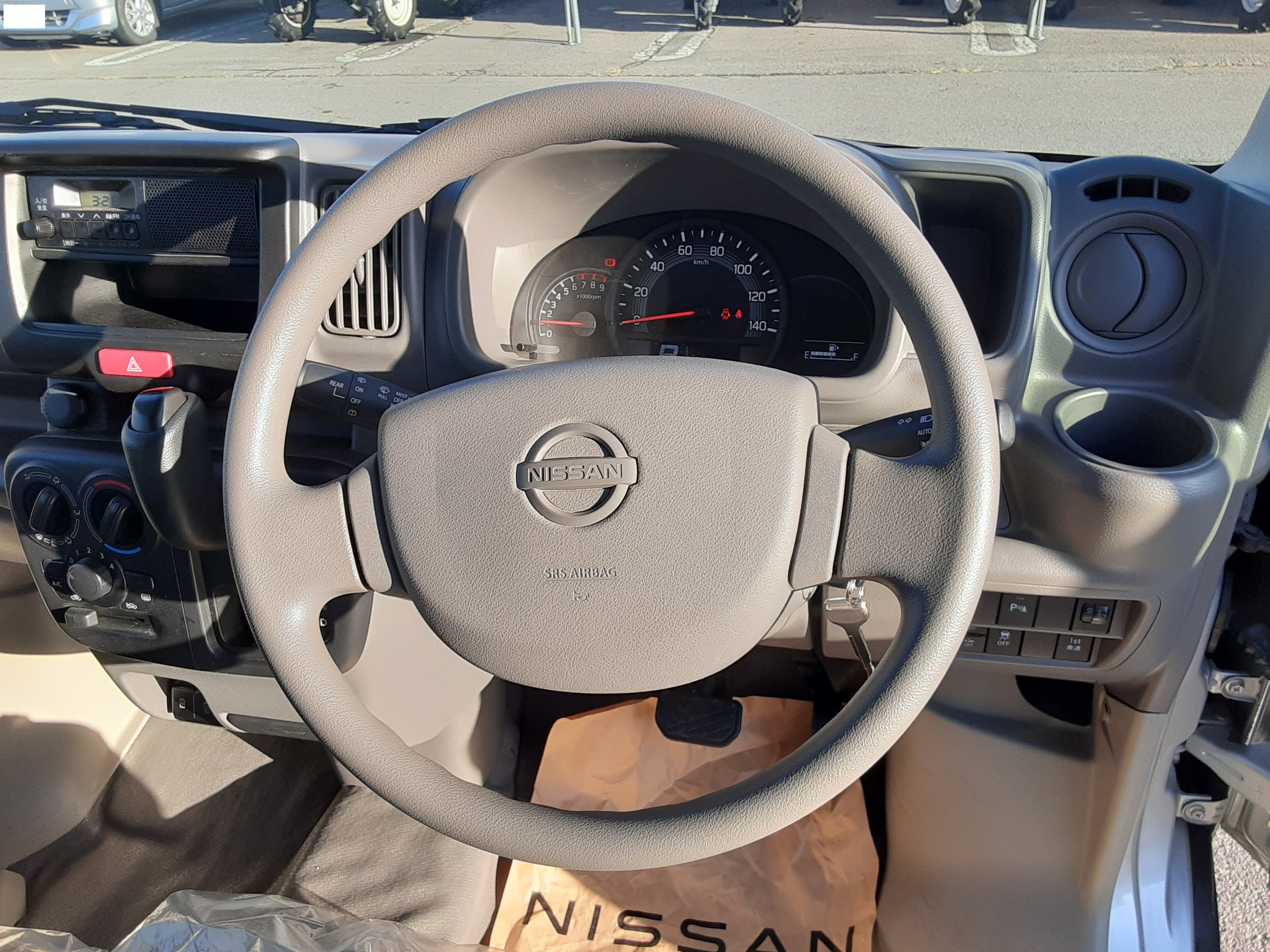 日産 中古車 ＮＶ１００クリッパーバン	ＤＸ　セーフティパッケージの商品画像3