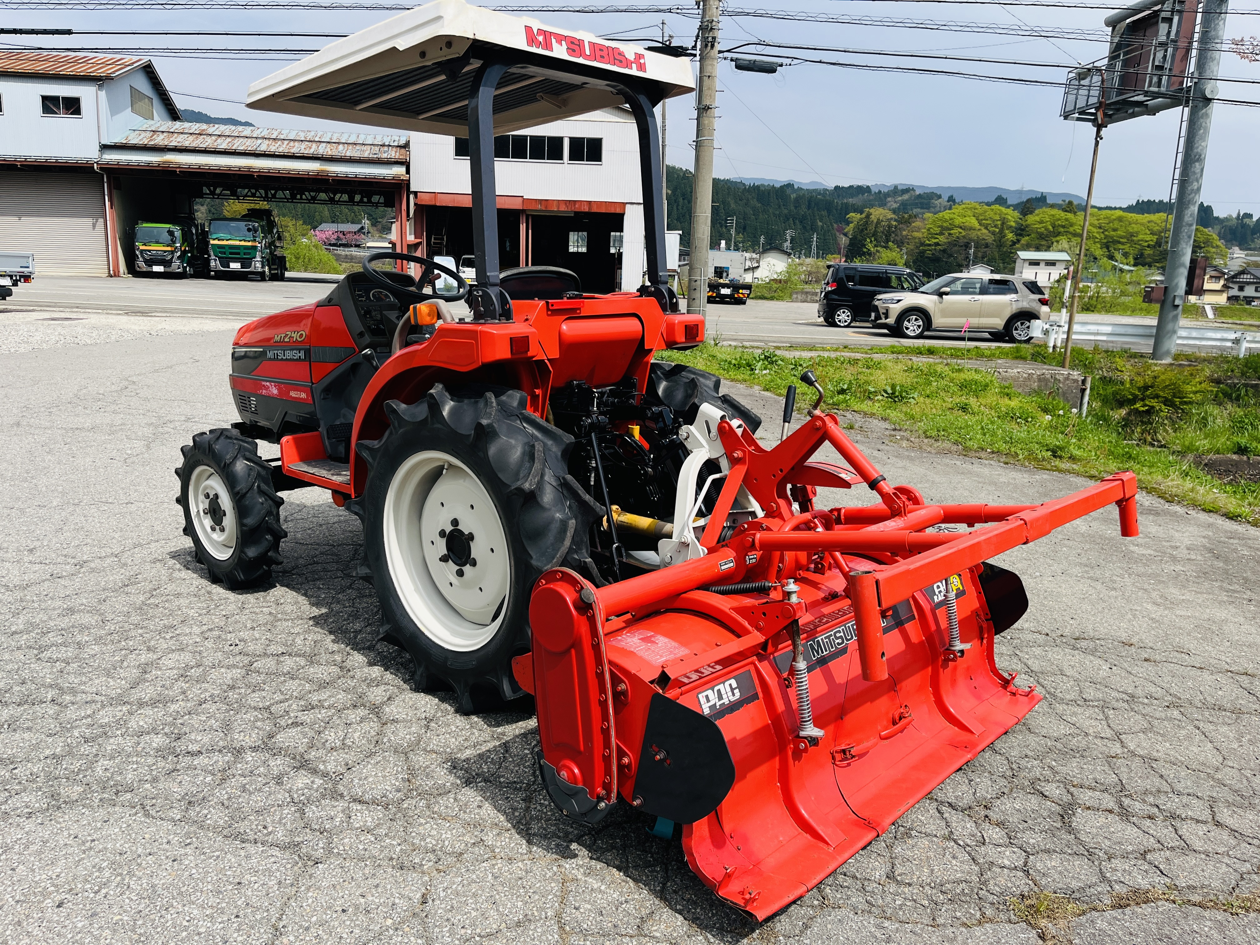 三菱マヒンドラ農機 中古トラクター MT240の商品画像4